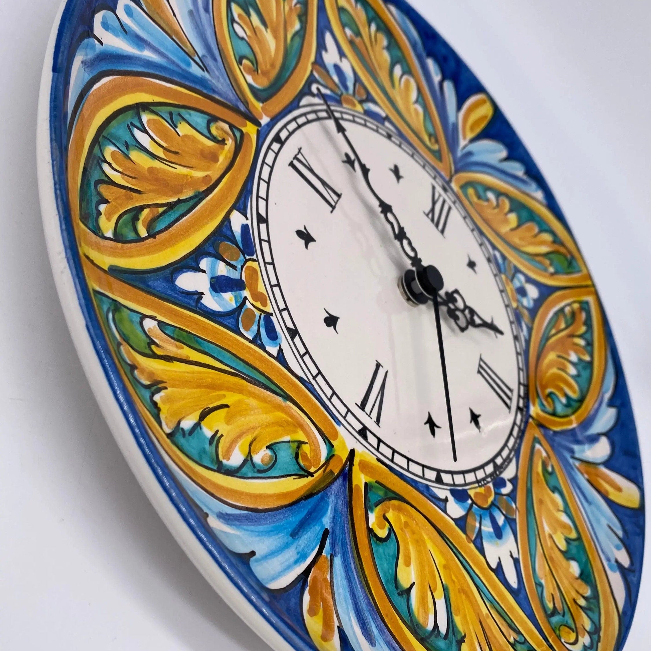 Orologio da Parete Ceramica Caltagirone Rotondo dipinto a mano cm D.30 Decoro n.4 DD CERAMICHE SICILIANE