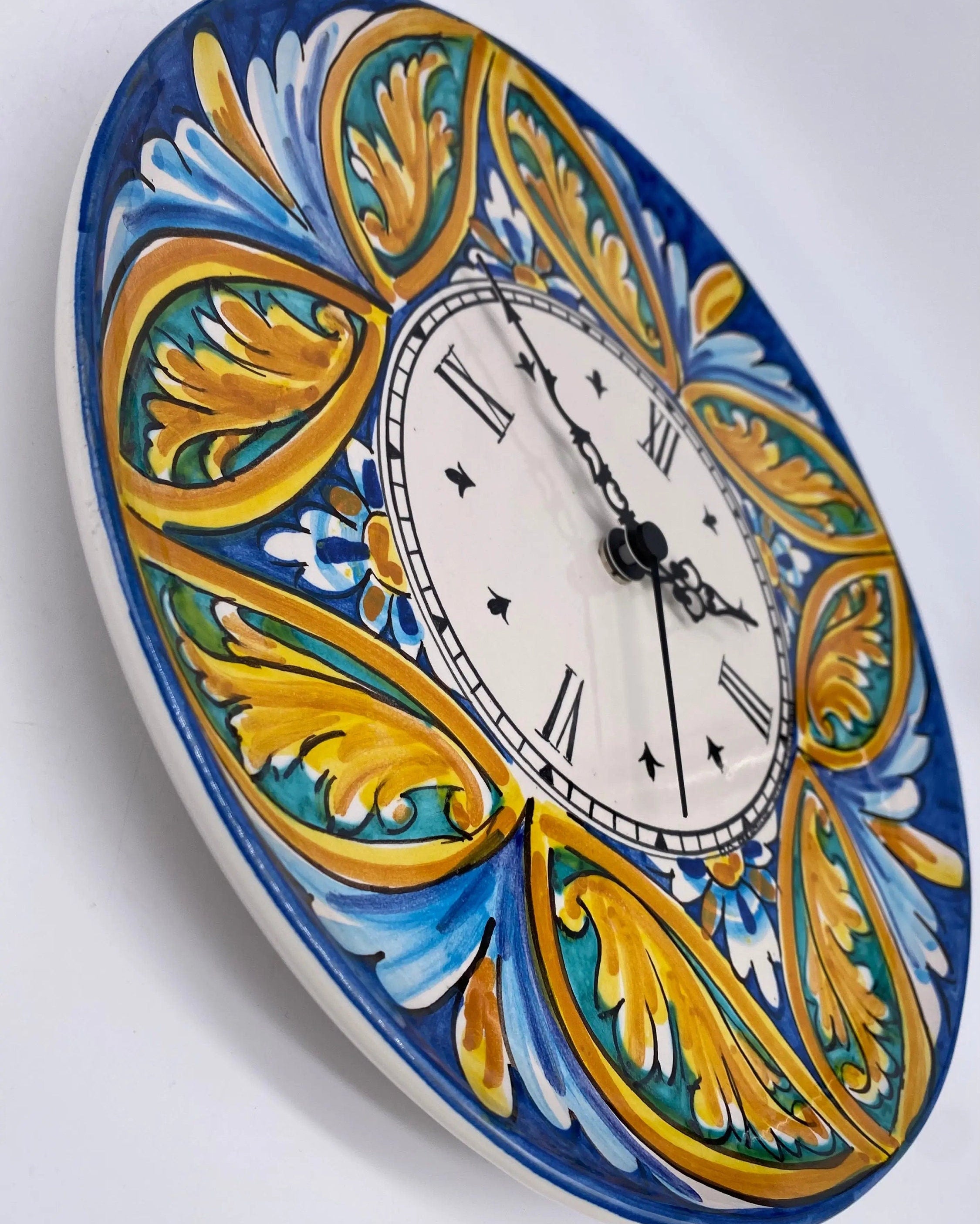 Orologio da Parete Ceramica Caltagirone Rotondo dipinto a mano cm D.30 Decoro n.4 DD CERAMICHE SICILIANE