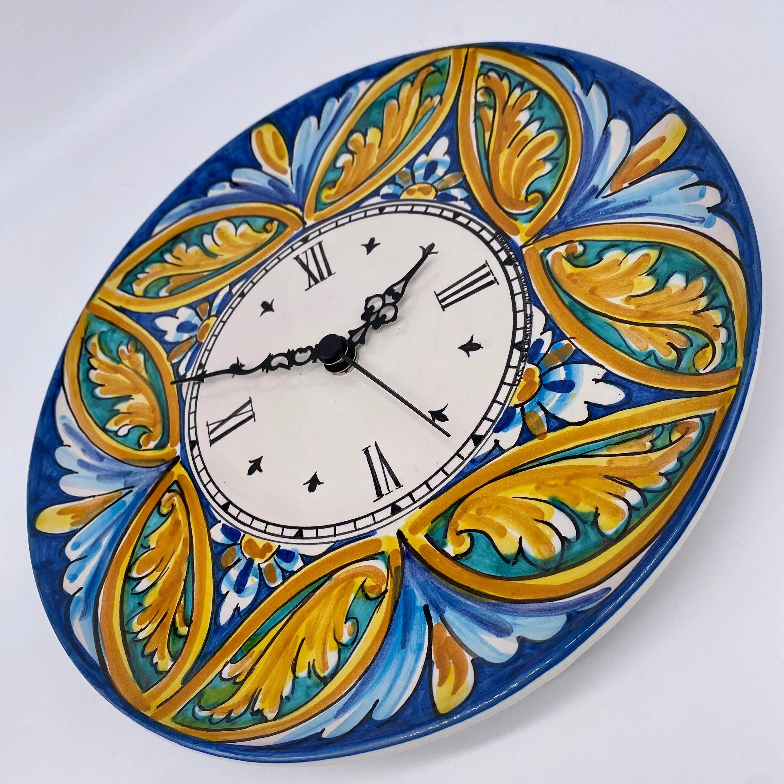 Orologio da Parete Ceramica Caltagirone Rotondo dipinto a mano cm D.30 Decoro n.4 DD CERAMICHE SICILIANE