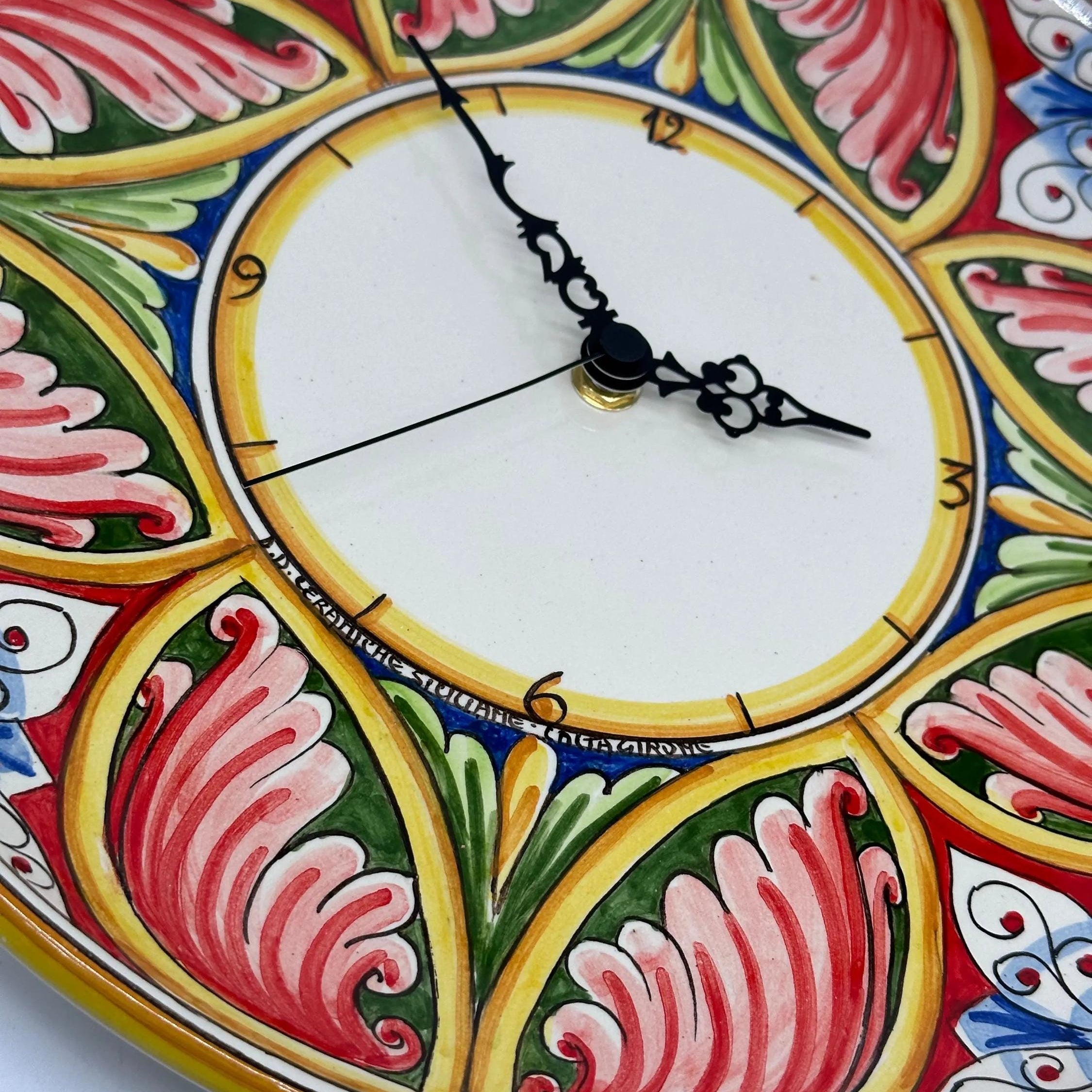 Orologio da Parete Ceramica Caltagirone Rotondo dipinto a mano cm D.30 Decoro n.8g DD CERAMICHE SICILIANE