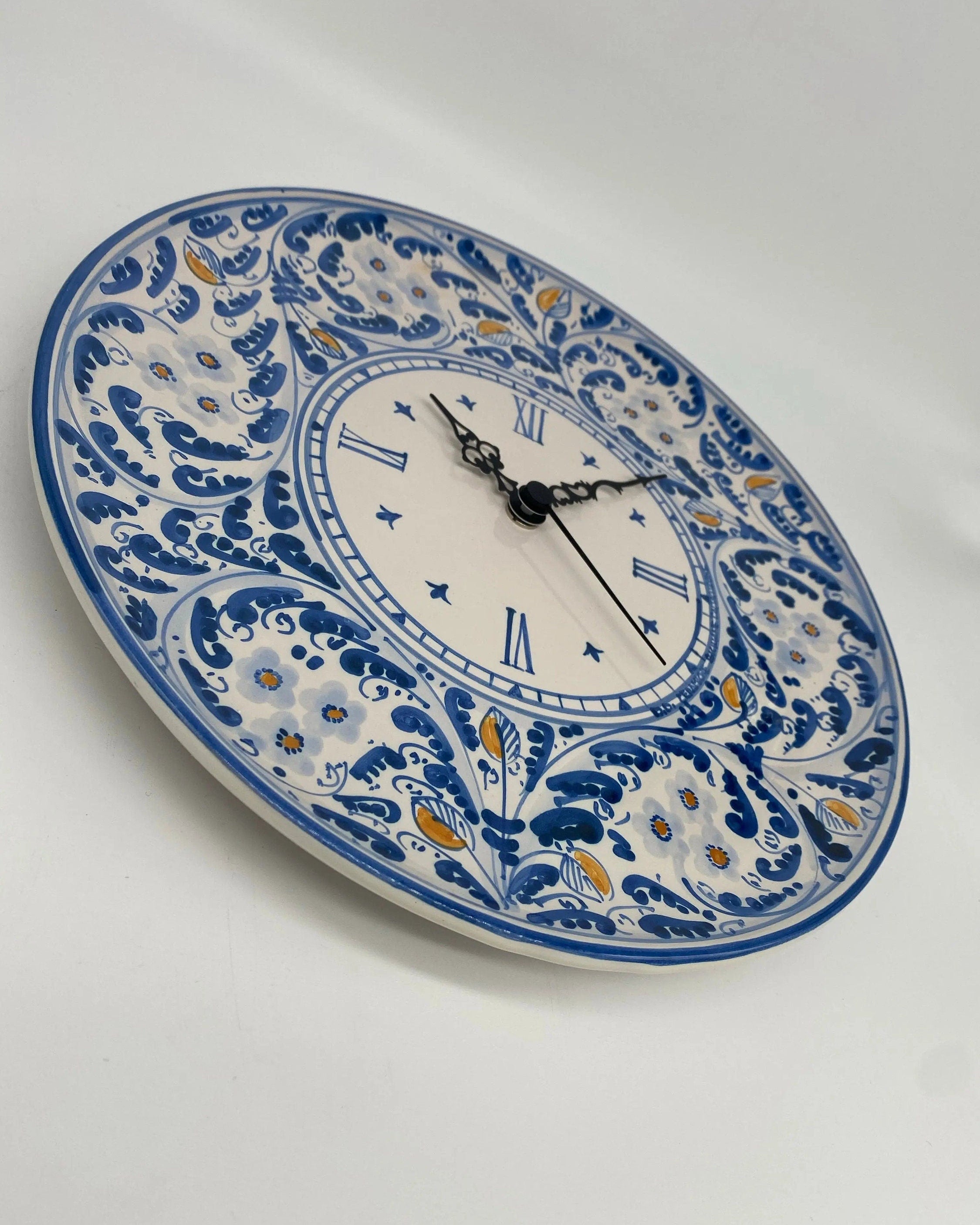 Orologio da Parete Ceramica Caltagirone Rotondo dipinto a mano cm D.30 Decoro n.2 DD CERAMICHE SICILIANE