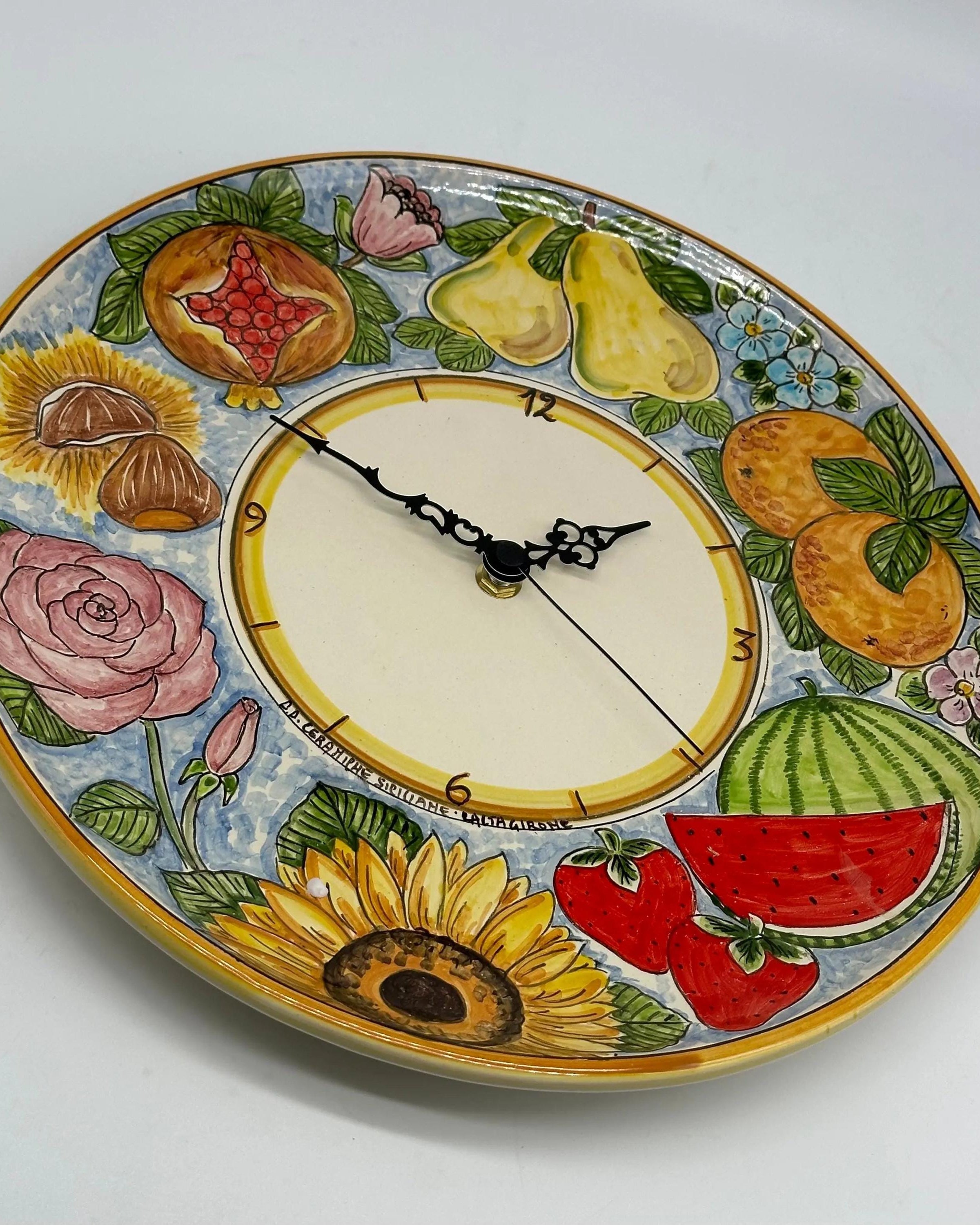 Orologio da Parete Ceramica Caltagirone Rotondo dipinto a mano cm D.30 Decoro n.12g DD CERAMICHE SICILIANE