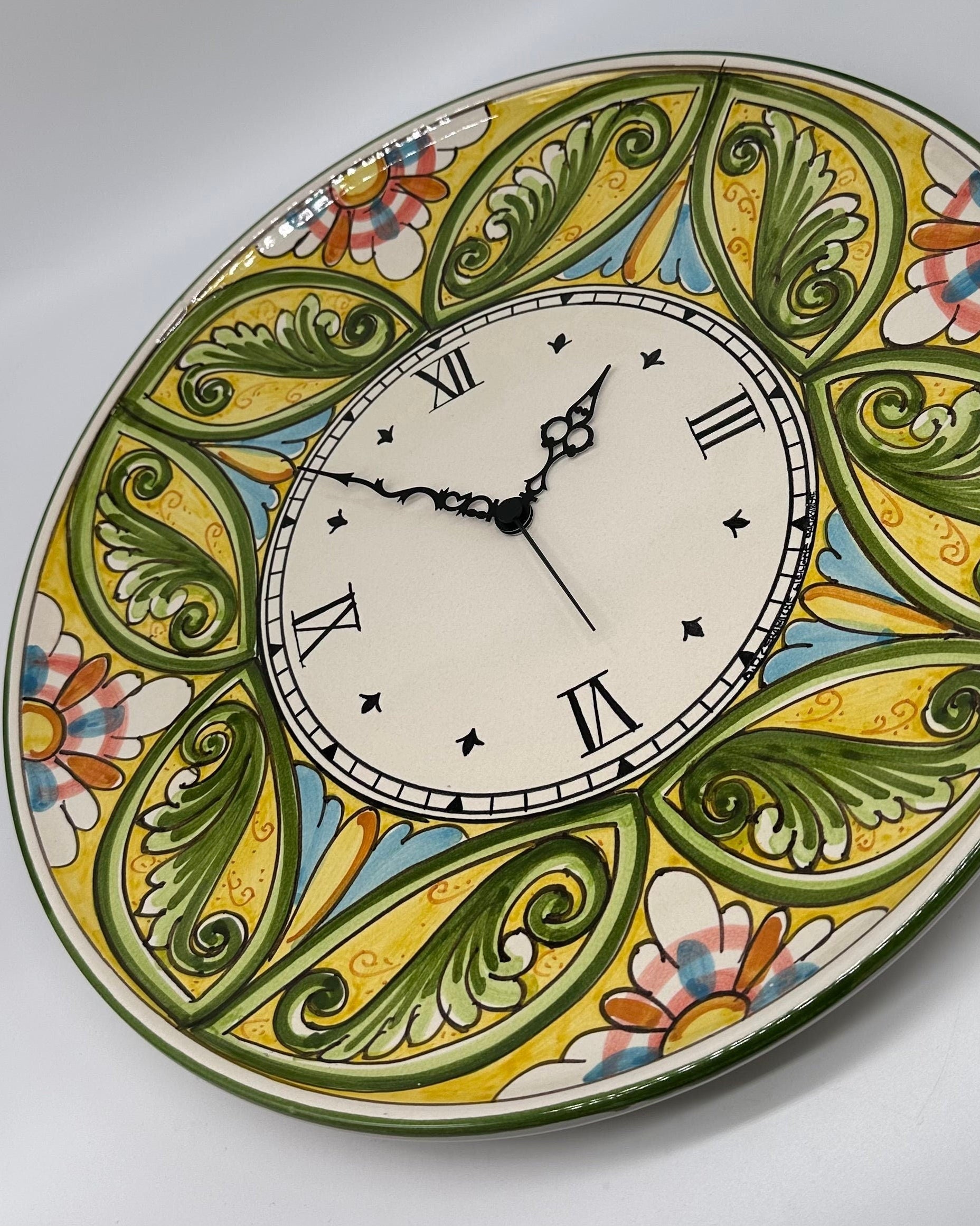 Orologio da Parete Ceramica Caltagirone Rotondo dipinto a mano cm D.43 Decoro n.1