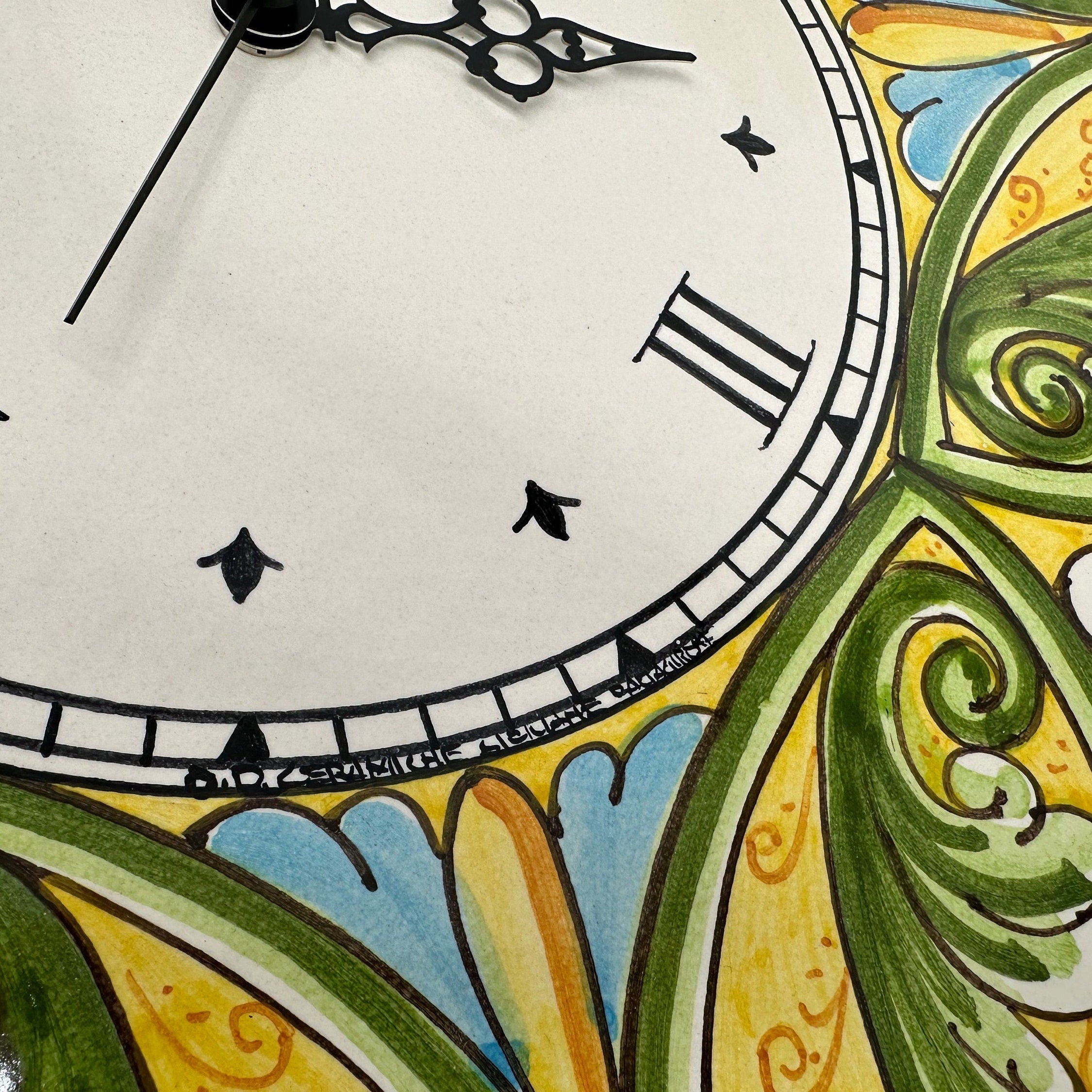 Orologio da Parete Ceramica Caltagirone Rotondo dipinto a mano cm D.43 Decoro n.1