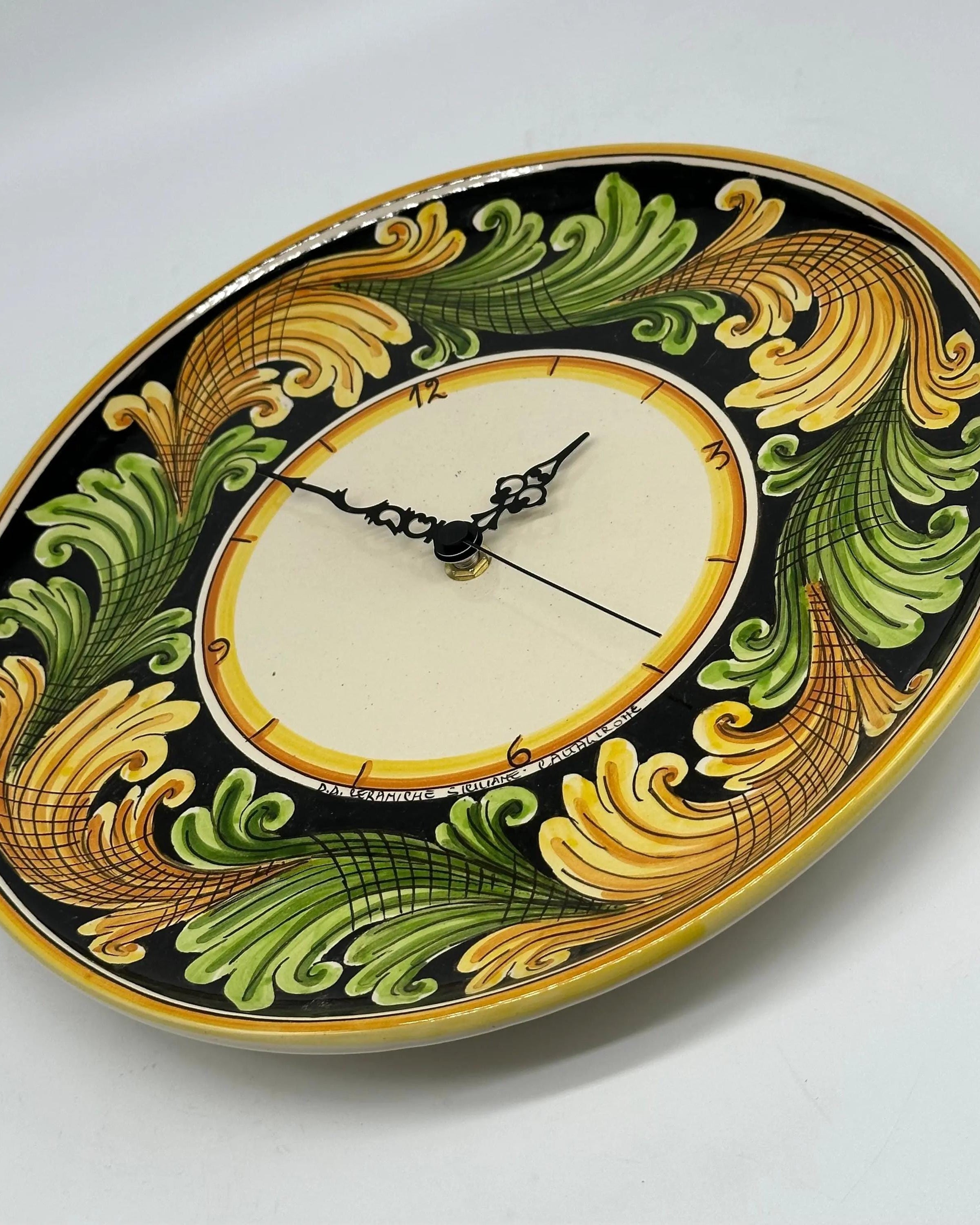 Orologio da Parete Ceramica Caltagirone Rotondo dipinto a mano cm D.30 Decoro n.10g DD CERAMICHE SICILIANE