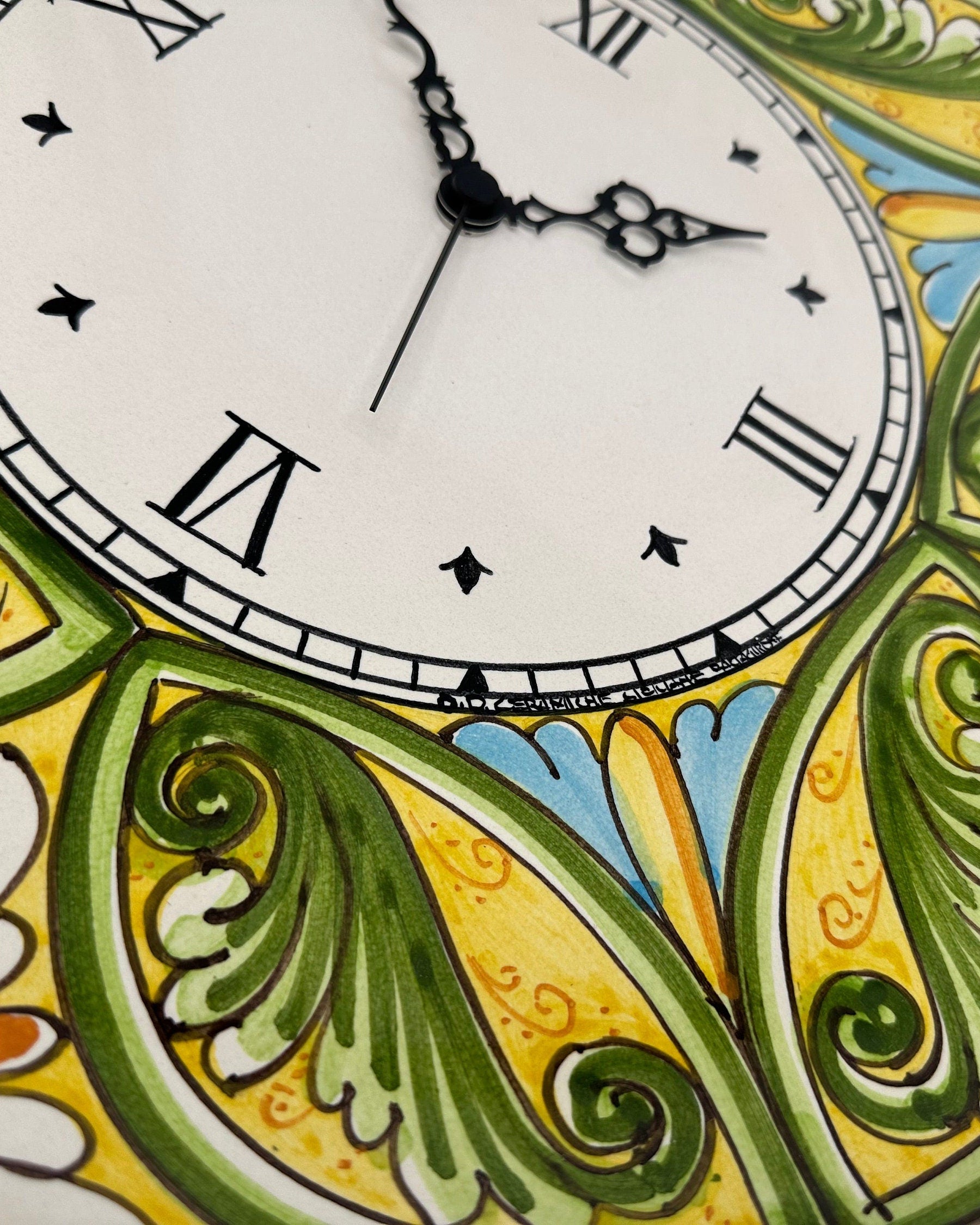 Orologio da Parete Ceramica Caltagirone Rotondo dipinto a mano cm D.43 Decoro n.1