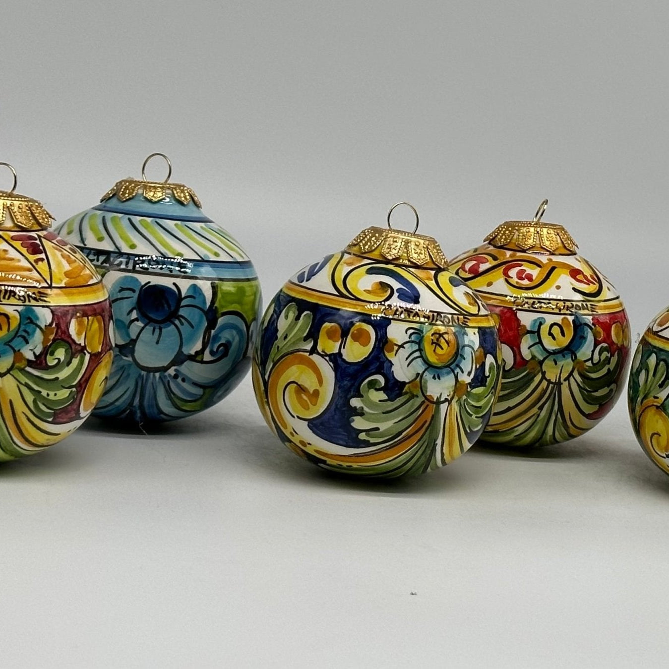 Palla di Natale Diametro 8cm decorata a mano Ceramica di Caltagirone VARI DECORI - DD CERAMICHE SICILIANE