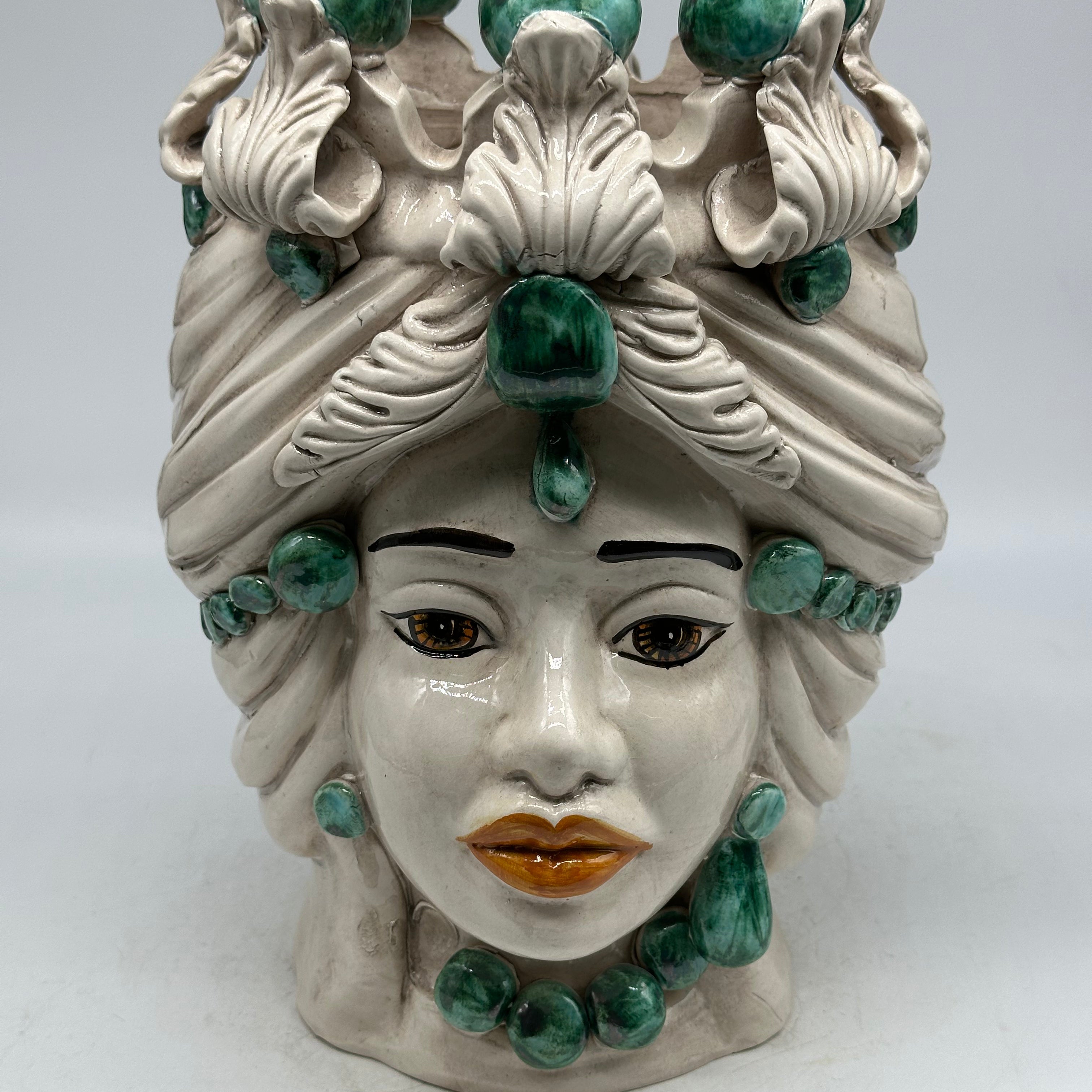 Pezzo con Difetto - Testa di Moro Corona Sfere Verde Donna Ceramica Caltagirone cm H.30 L.23 Artigianale - TESTE DI MORO