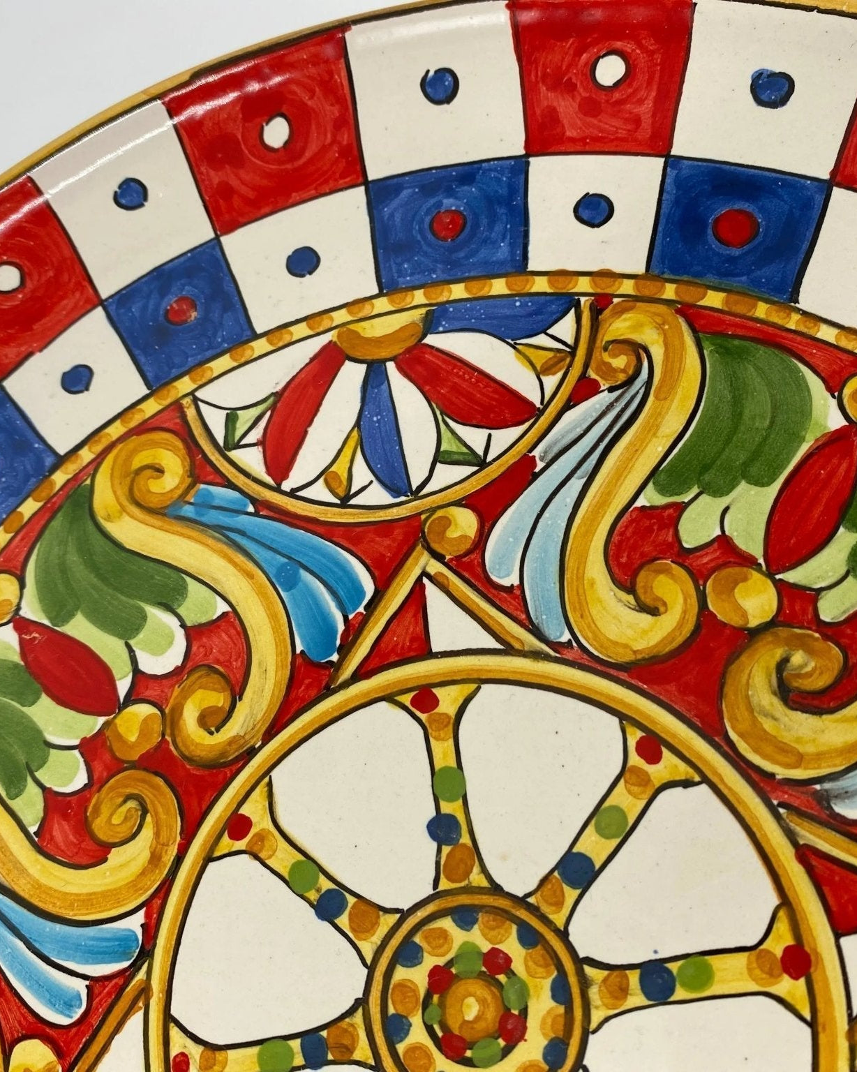 Piatto Decorativo dipinto a mano diametro cm 30 Decoro “carretto” - DD CERAMICHE SICILIANE