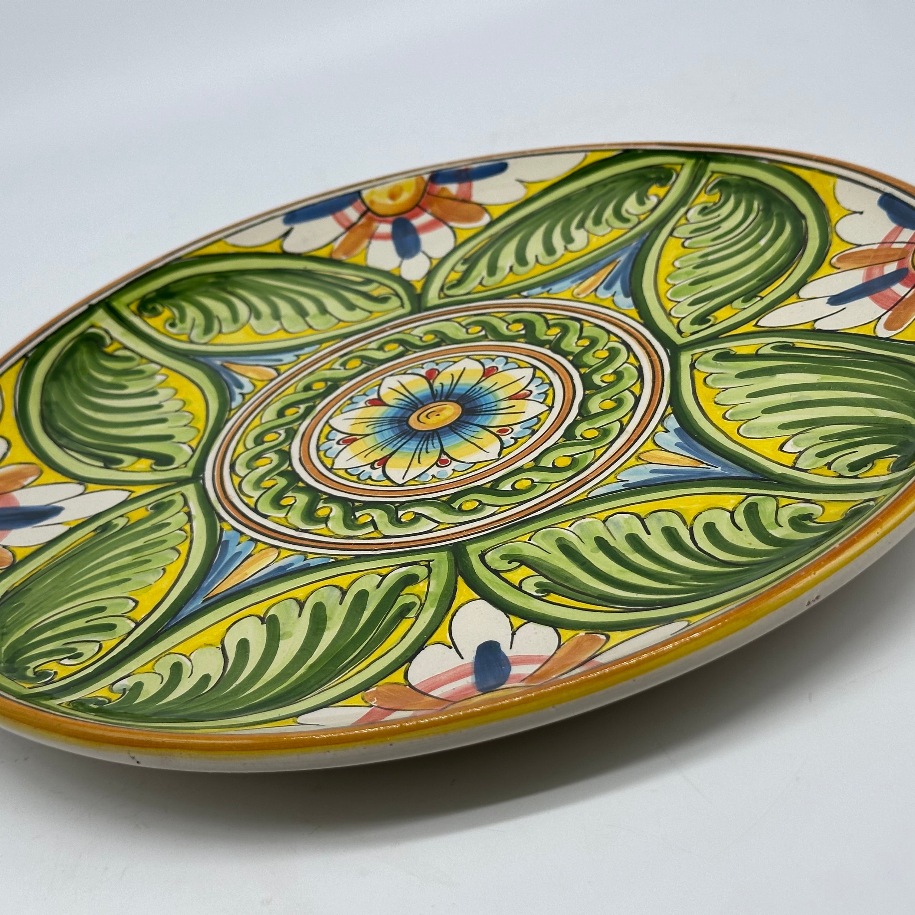 Piatto Decorativo dipinto a mano diametro cm 30 Decoro n.11 - PIATTI DA PARETE