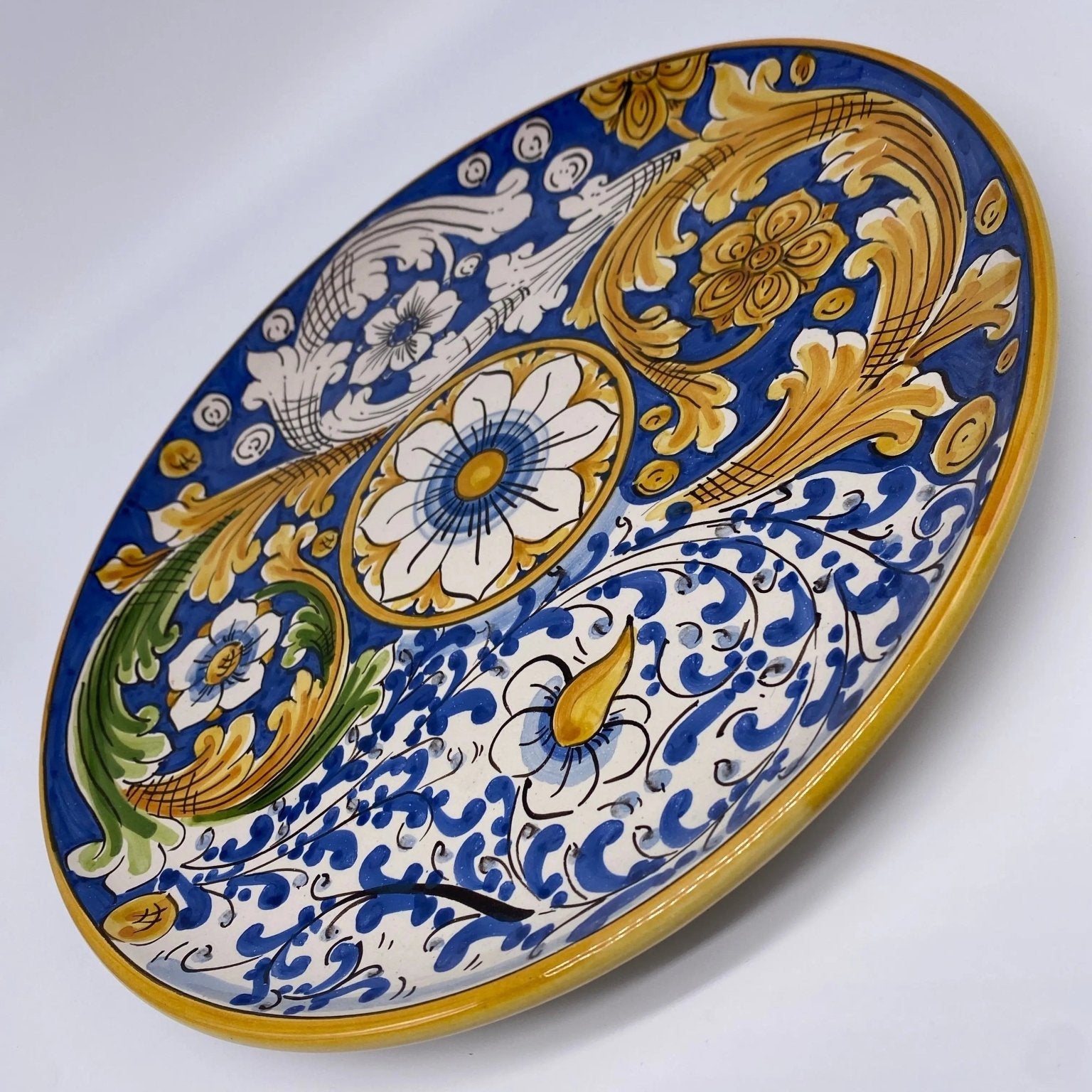 Piatto Decorativo dipinto a mano diametro cm 30 Decoro n.12 - DD CERAMICHE SICILIANE