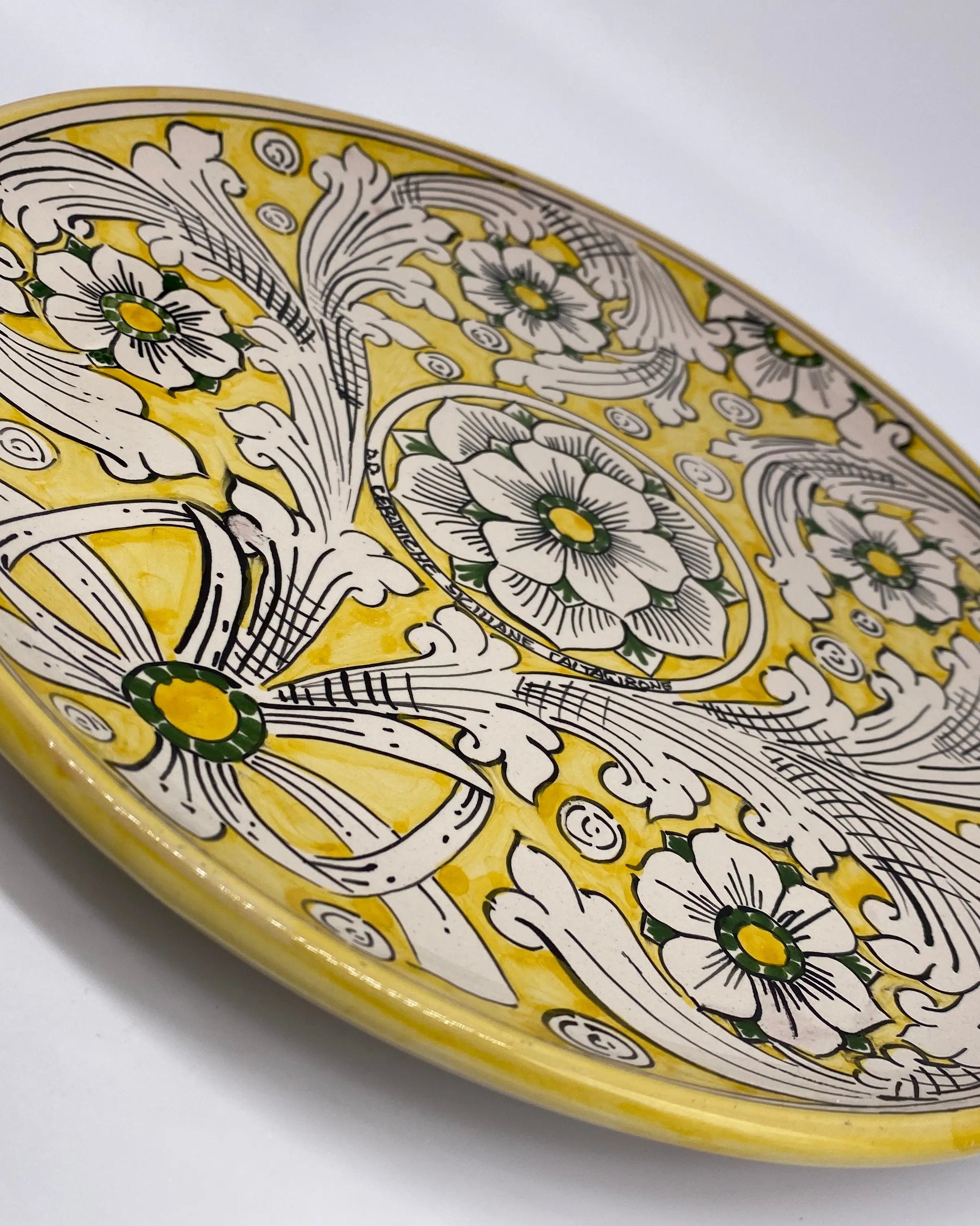 Piatto Decorativo dipinto a mano diametro cm 30 Decoro n.11 DD CERAMICHE SICILIANE