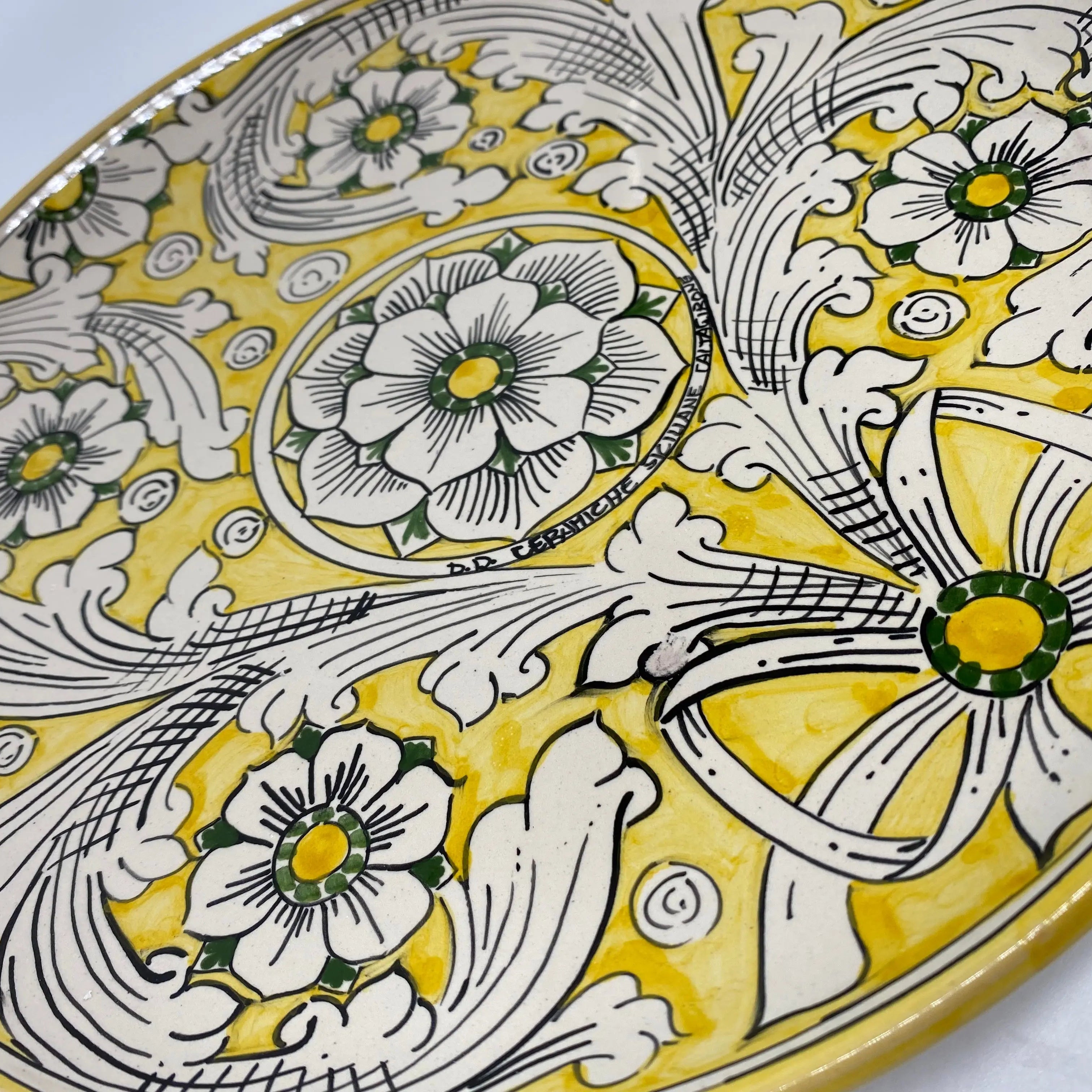 Piatto Decorativo dipinto a mano diametro cm 30 Decoro n.11 DD CERAMICHE SICILIANE