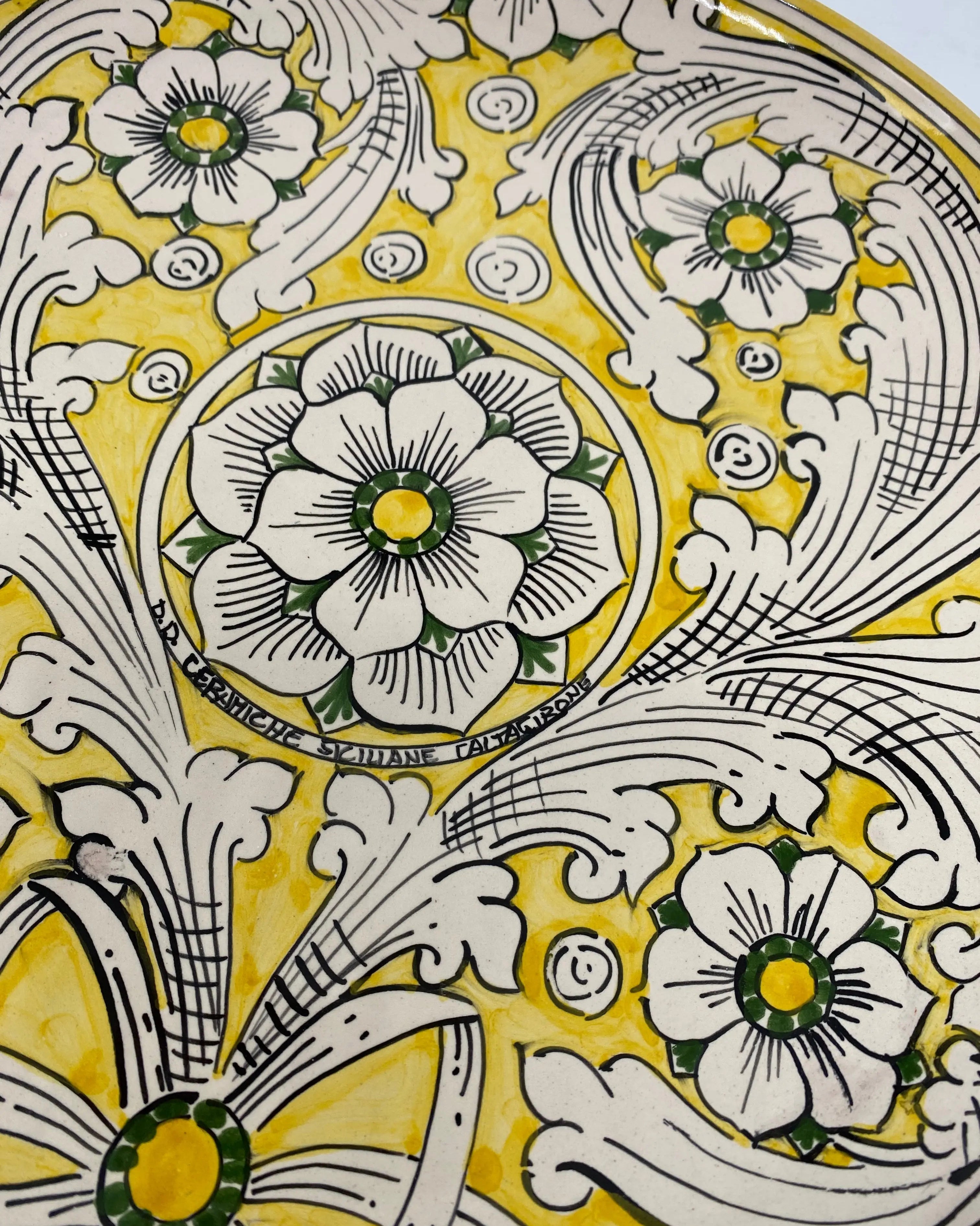 Piatto Decorativo dipinto a mano diametro cm 30 Decoro n.11 DD CERAMICHE SICILIANE