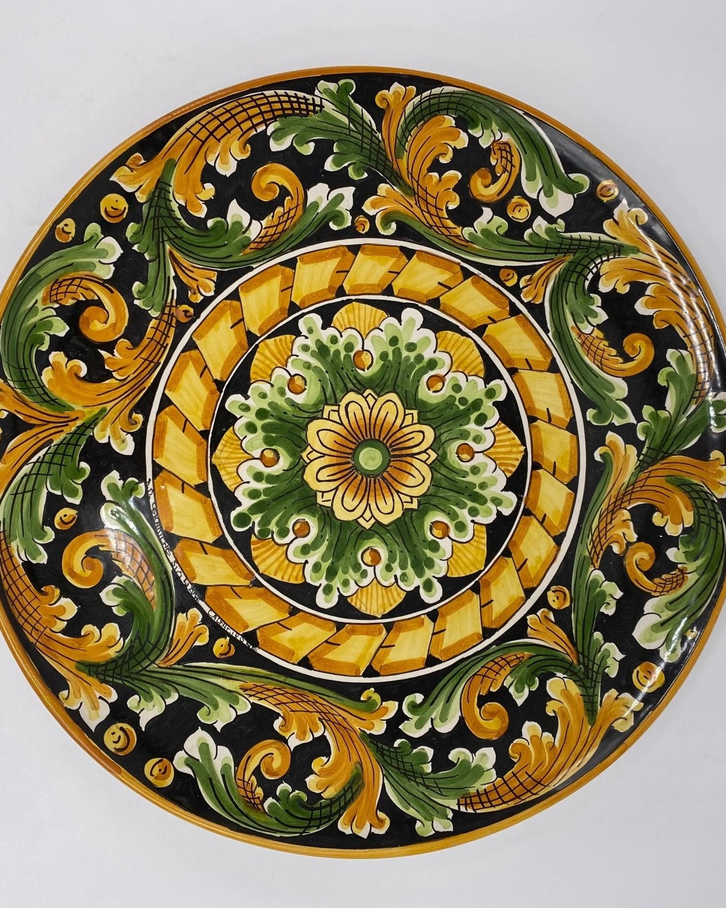 Piatto Decorativo dipinto a mano diametro cm 30 Decoro n.11 - DD CERAMICHE SICILIANE