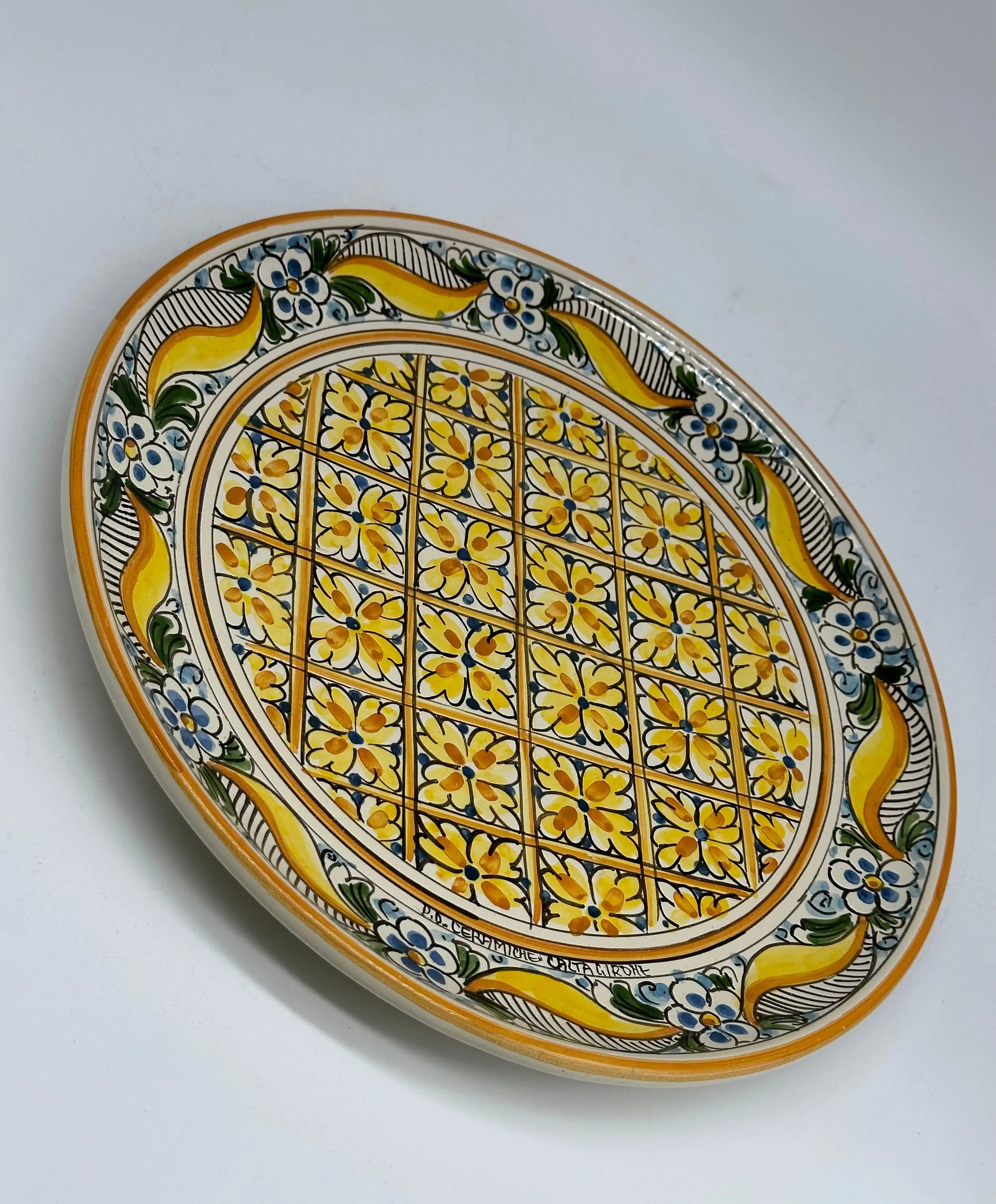 Piatto Decorativo dipinto a mano diametro cm 30 Decoro n.20 DD CERAMICHE SICILIANE