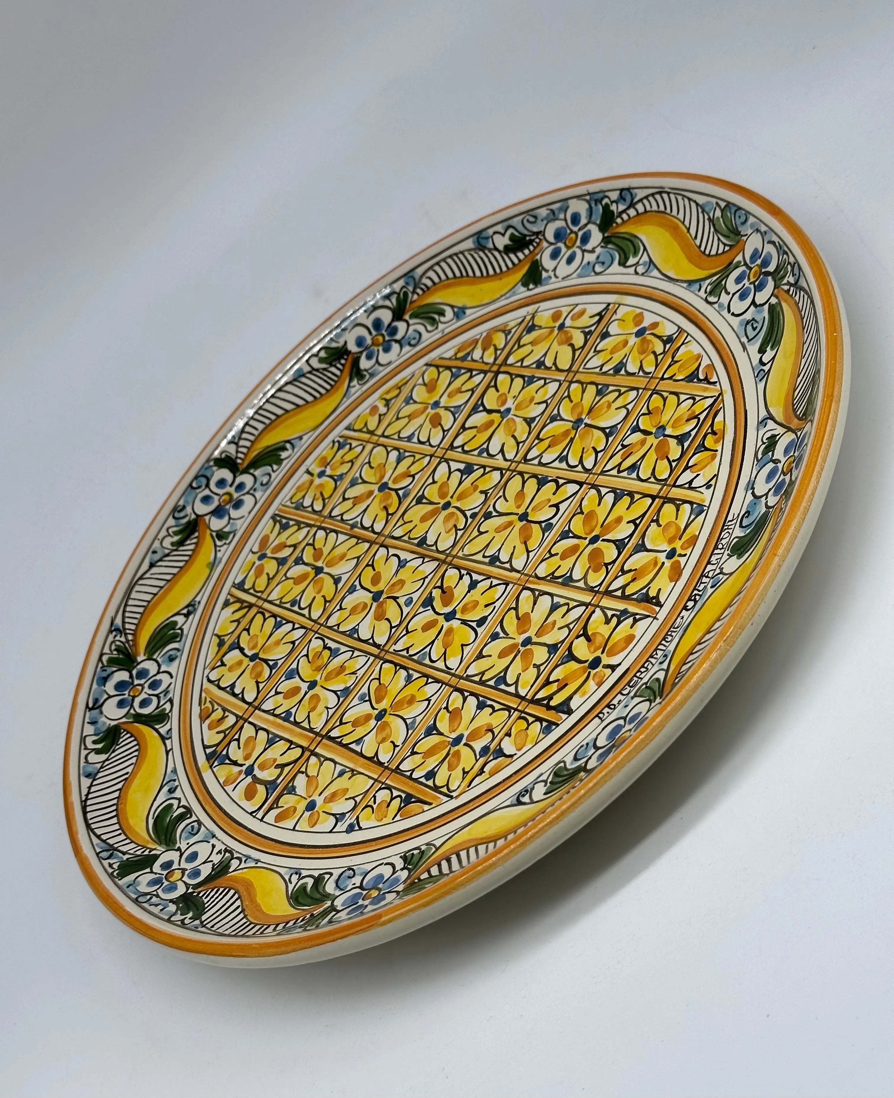 Piatto Decorativo dipinto a mano diametro cm 30 Decoro n.20 DD CERAMICHE SICILIANE