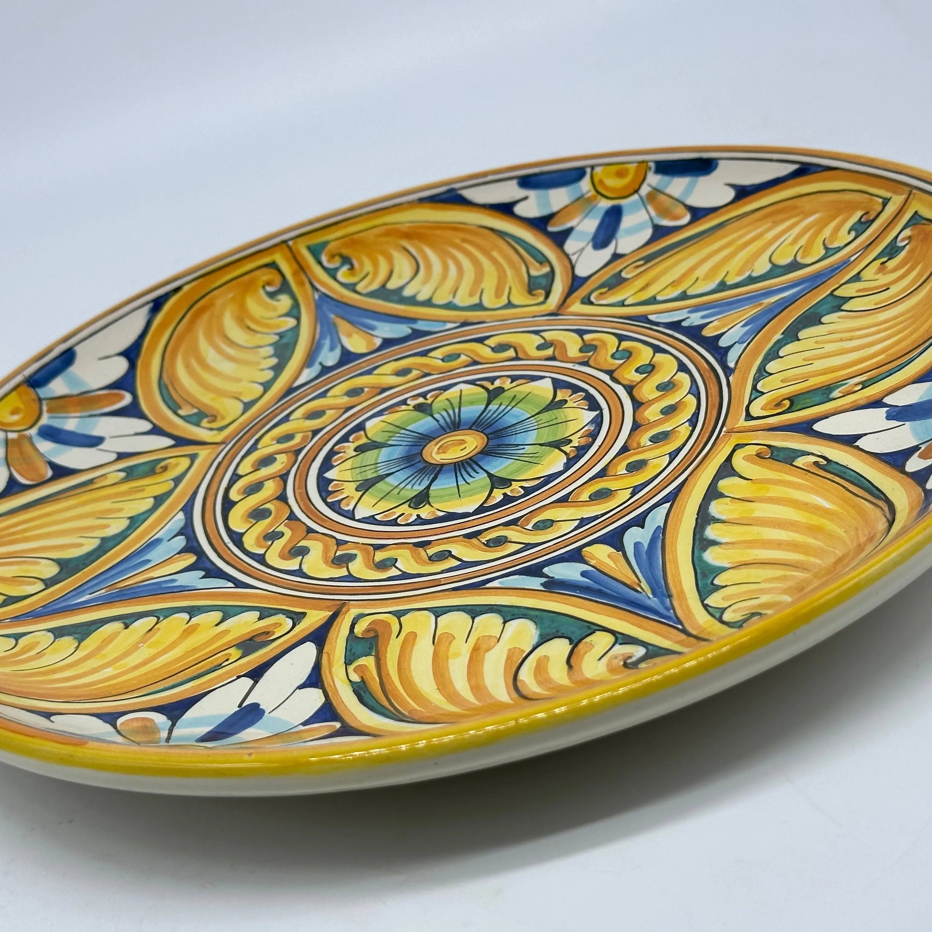 Piatto Decorativo dipinto a mano diametro cm 30 Decoro n.23 DD CERAMICHE SICILIANE