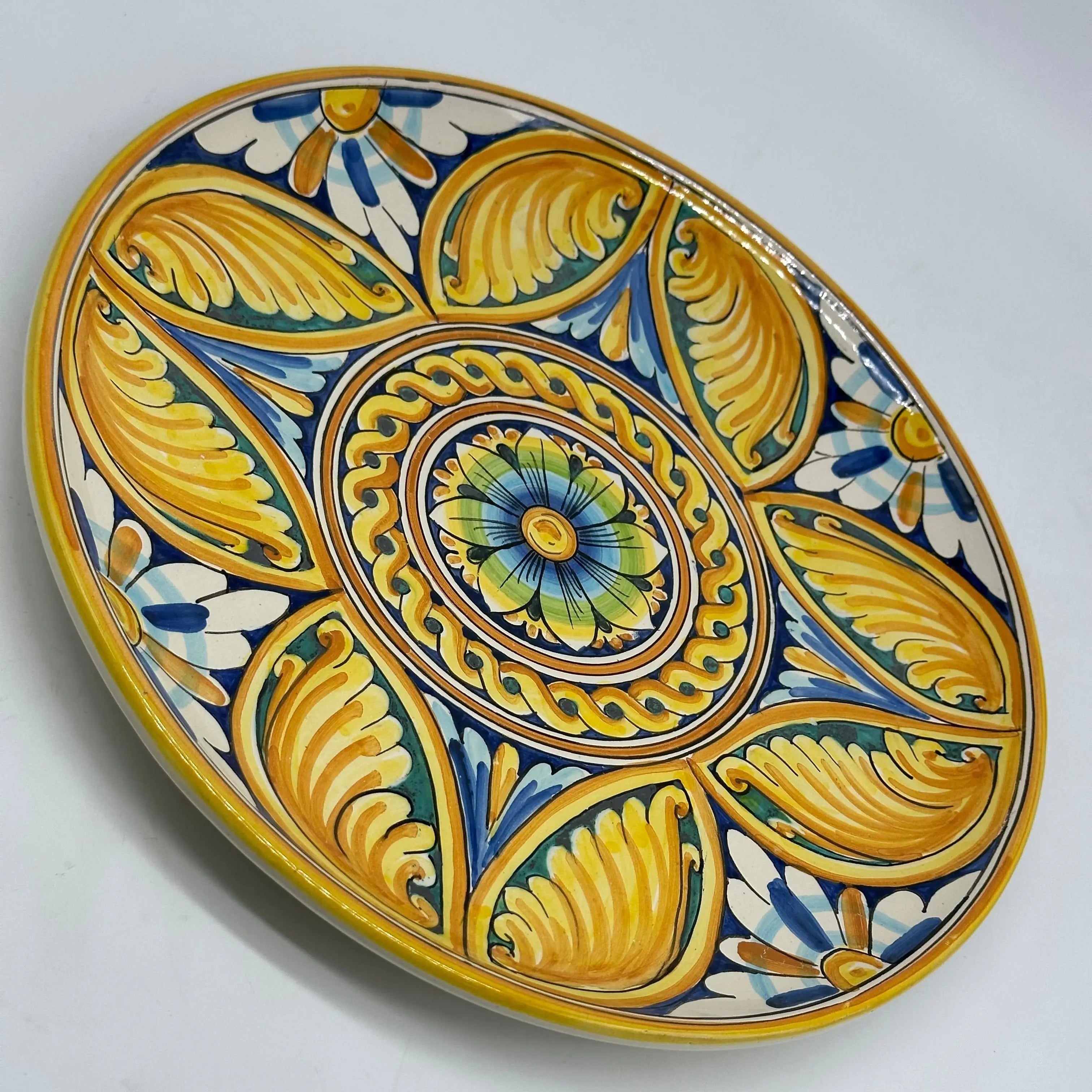 Piatto Decorativo dipinto a mano diametro cm 30 Decoro n.23 DD CERAMICHE SICILIANE