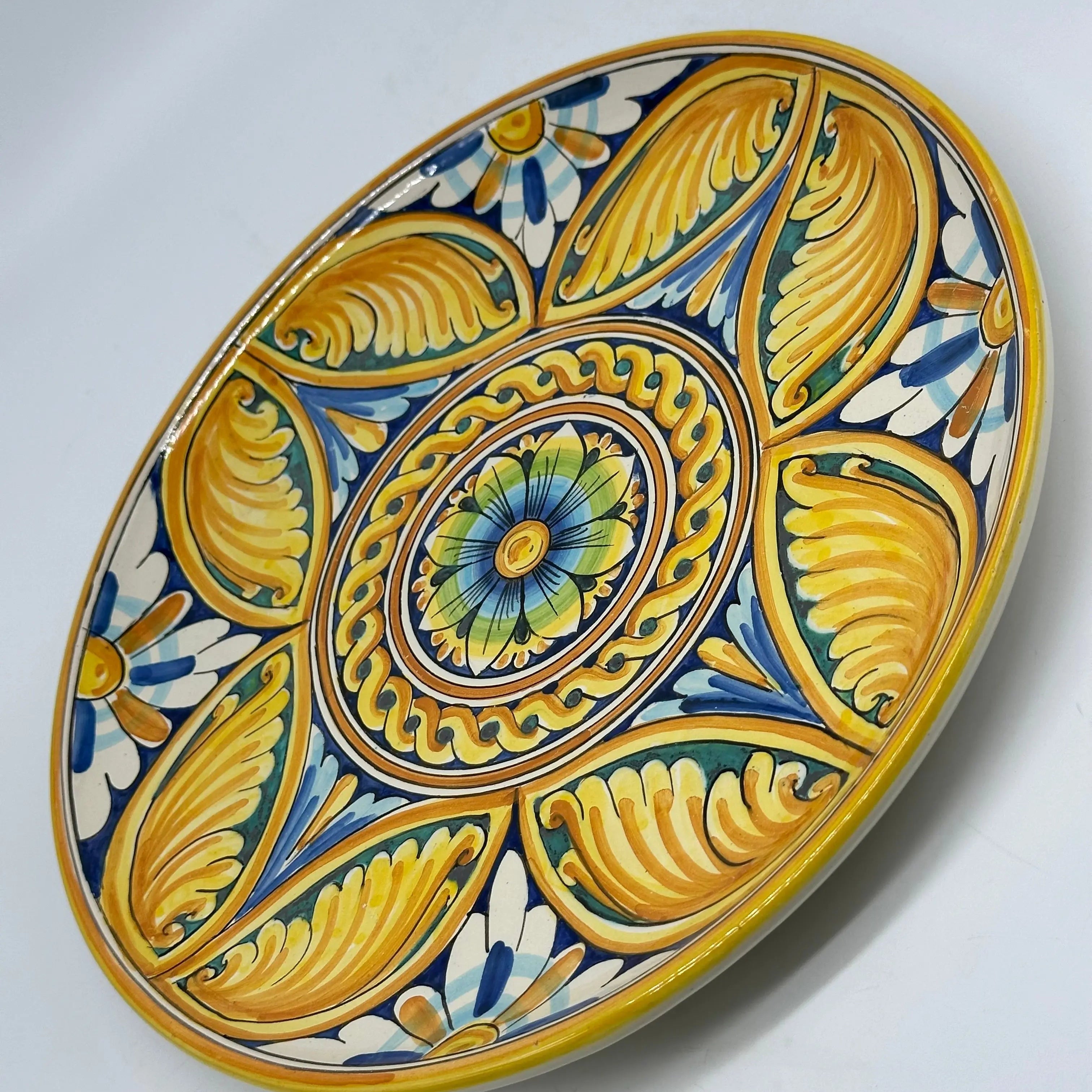 Piatto Decorativo dipinto a mano diametro cm 30 Decoro n.23 DD CERAMICHE SICILIANE