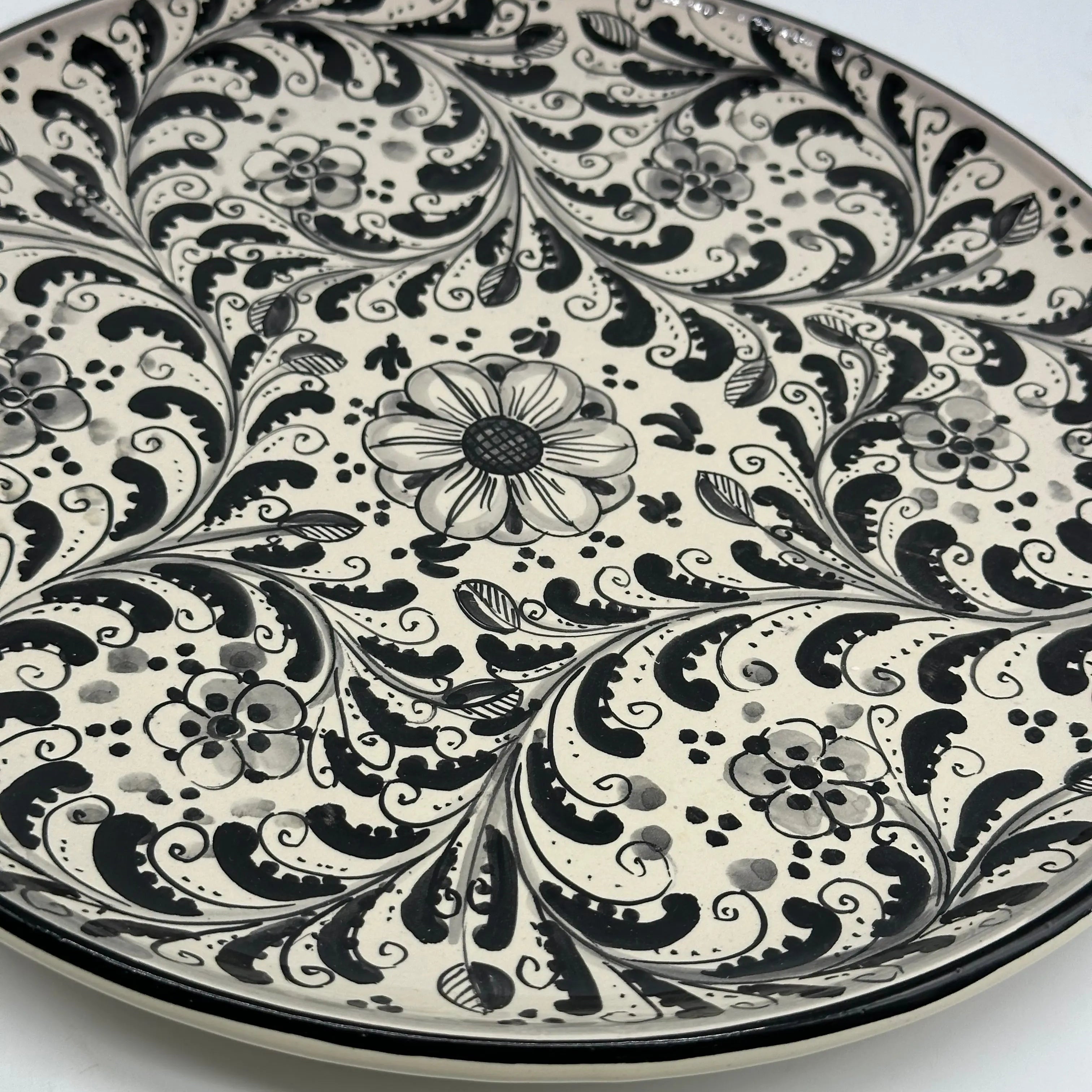 Piatto Decorativo dipinto a mano diametro cm 30 Decoro n.25 DD CERAMICHE SICILIANE