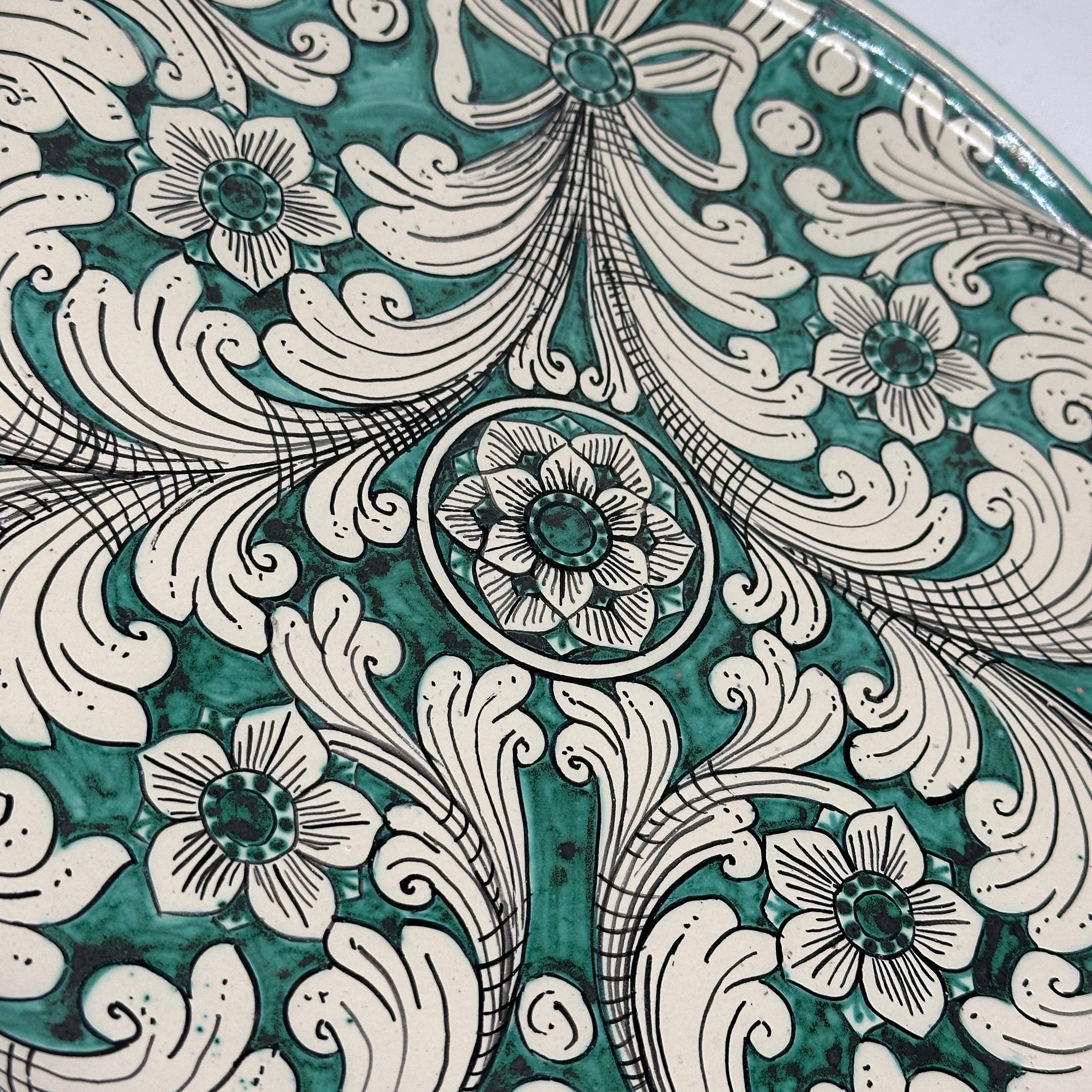 Piatto Decorativo dipinto a mano diametro cm 30 Decoro n.26 - PIATTI