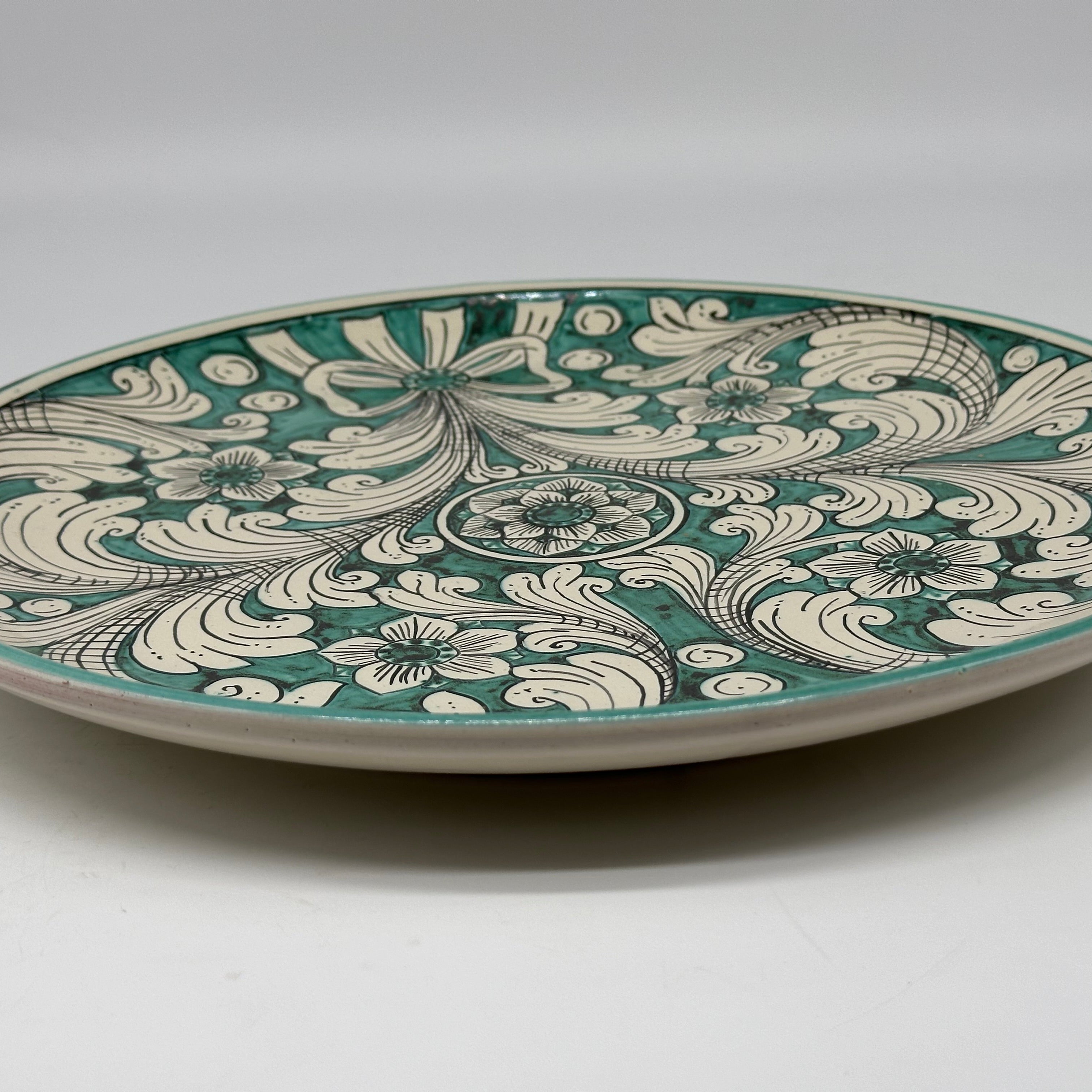 Piatto Decorativo dipinto a mano diametro cm 30 Decoro n.26 - PIATTI