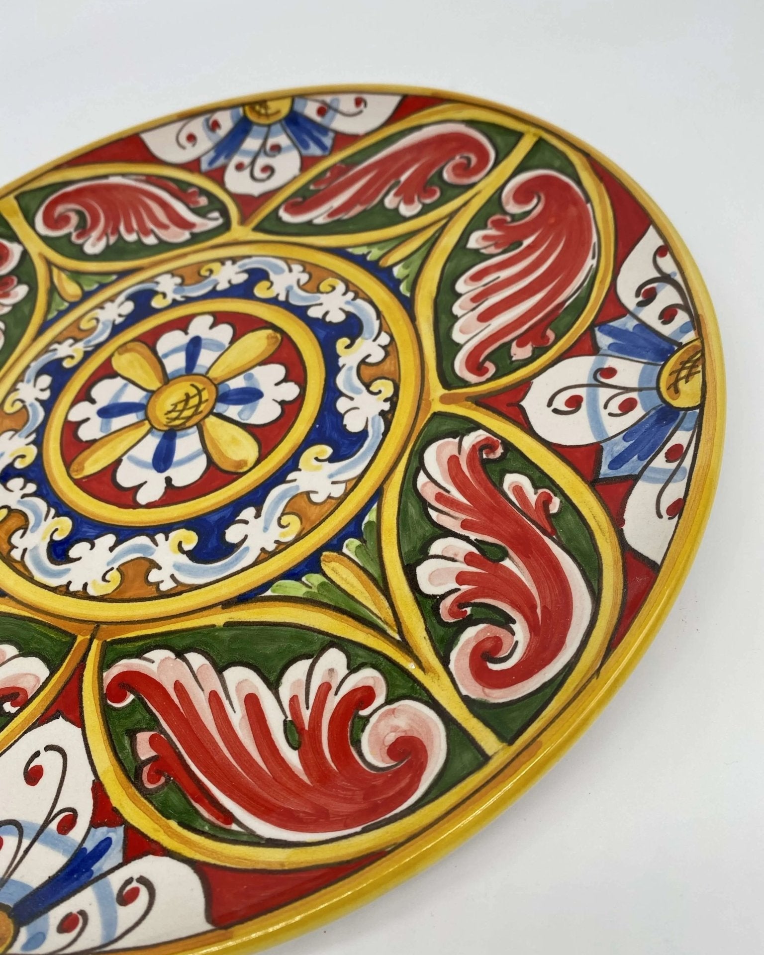 Piatto Decorativo dipinto a mano diametro cm 30 Decoro n.4 - DD CERAMICHE SICILIANE