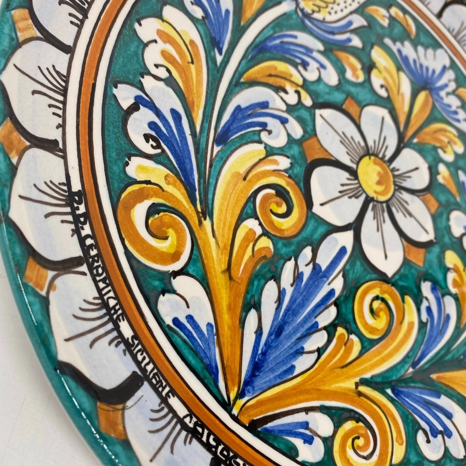 Piatto Decorativo dipinto a mano diametro cm 30 Decoro n.6s - DD CERAMICHE SICILIANE