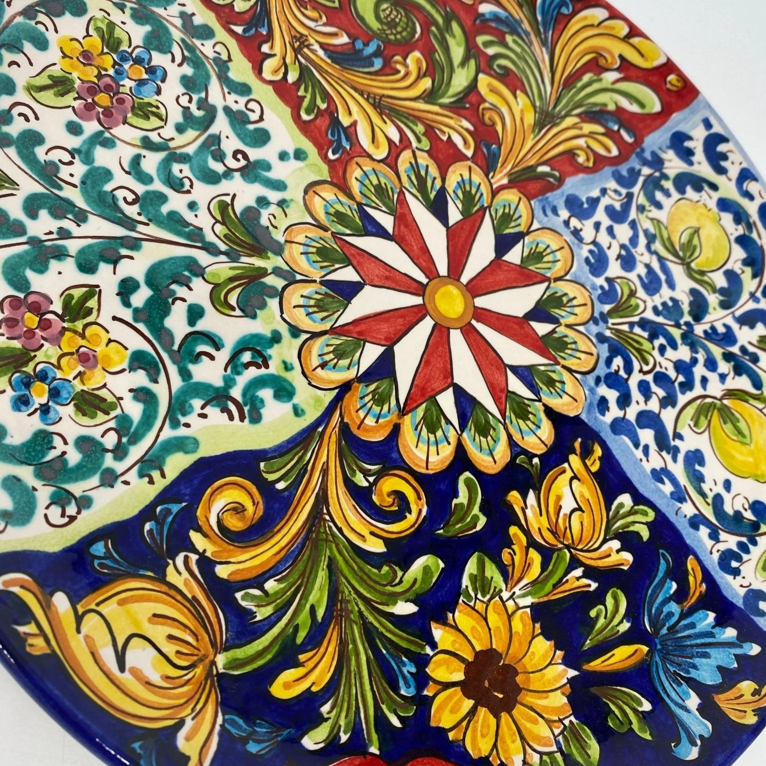 Piatto Decorativo dipinto a mano diametro cm 30 Decoro n.7s - DD CERAMICHE SICILIANE