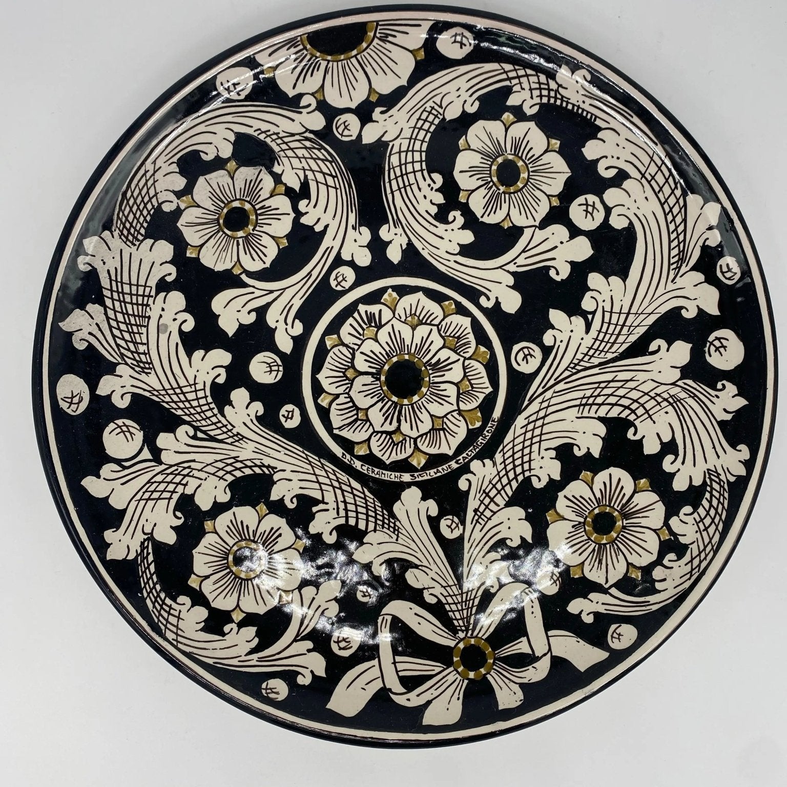 Piatto Decorativo dipinto a mano diametro cm 30 Decoro n.9 - DD CERAMICHE SICILIANE