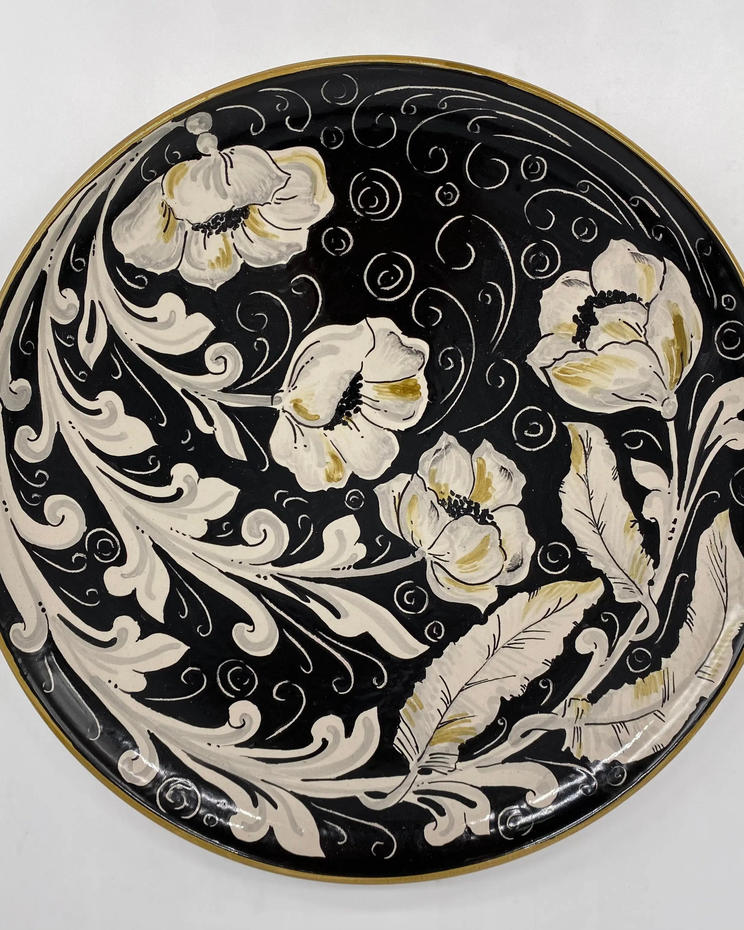 Piatto Decorativo dipinto a mano diametro cm 30 Decoro “Venus” Ocra DD CERAMICHE SICILIANE