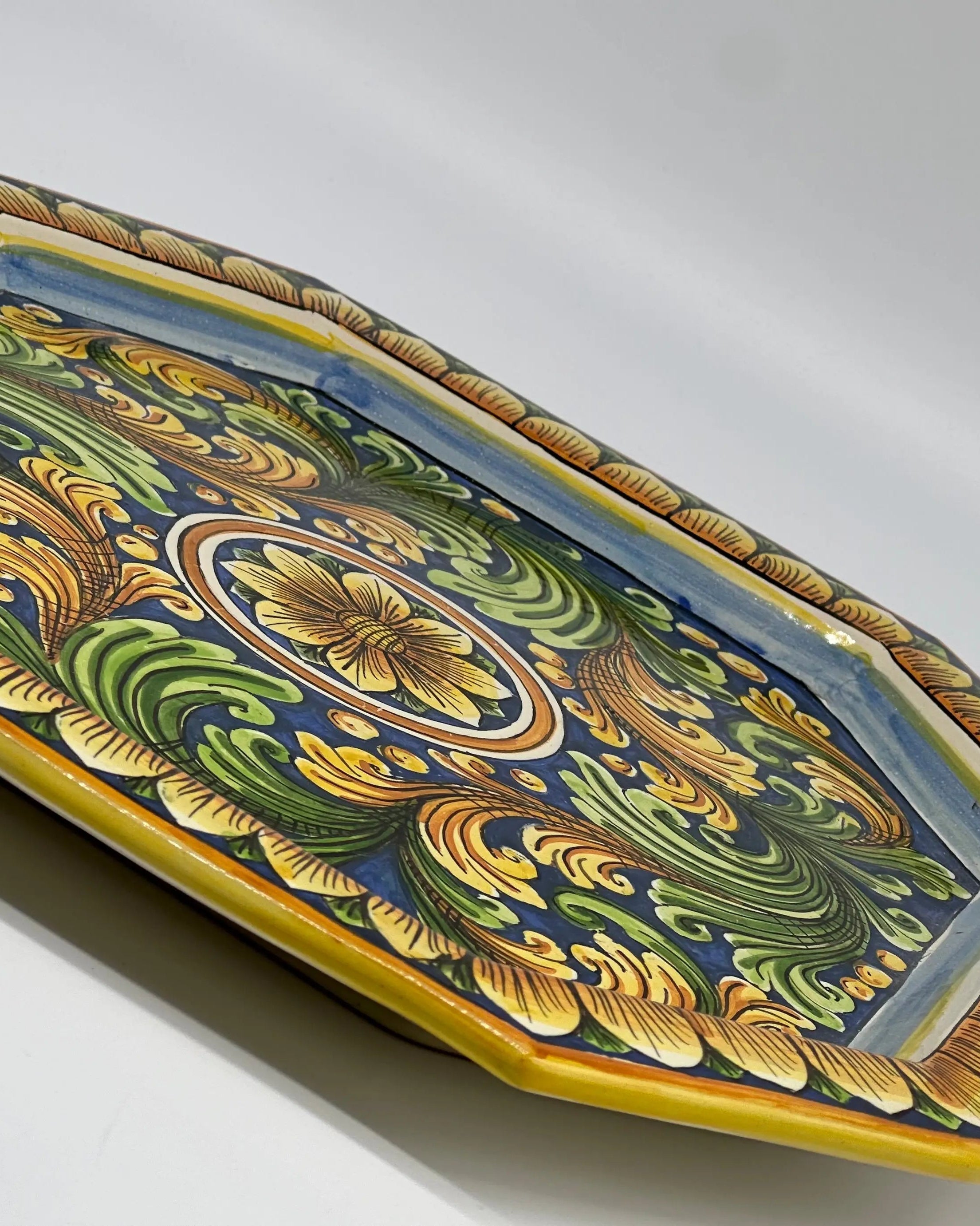 Piatto Decorativo Ottagonale dipinto a mano cm 32 Decoro n.2 DD CERAMICHE SICILIANE