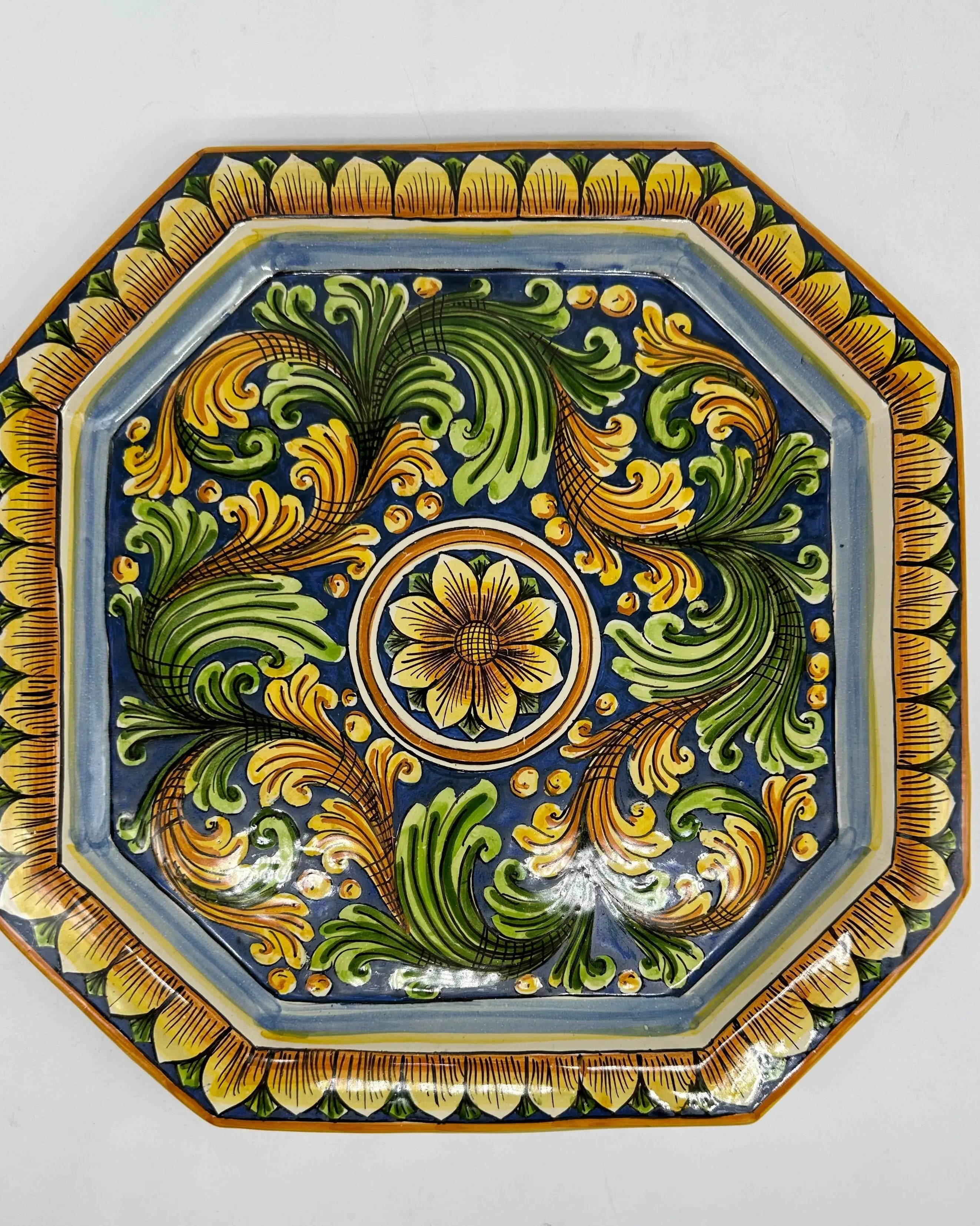 Piatto Decorativo Ottagonale dipinto a mano cm 32 Decoro n.2 DD CERAMICHE SICILIANE
