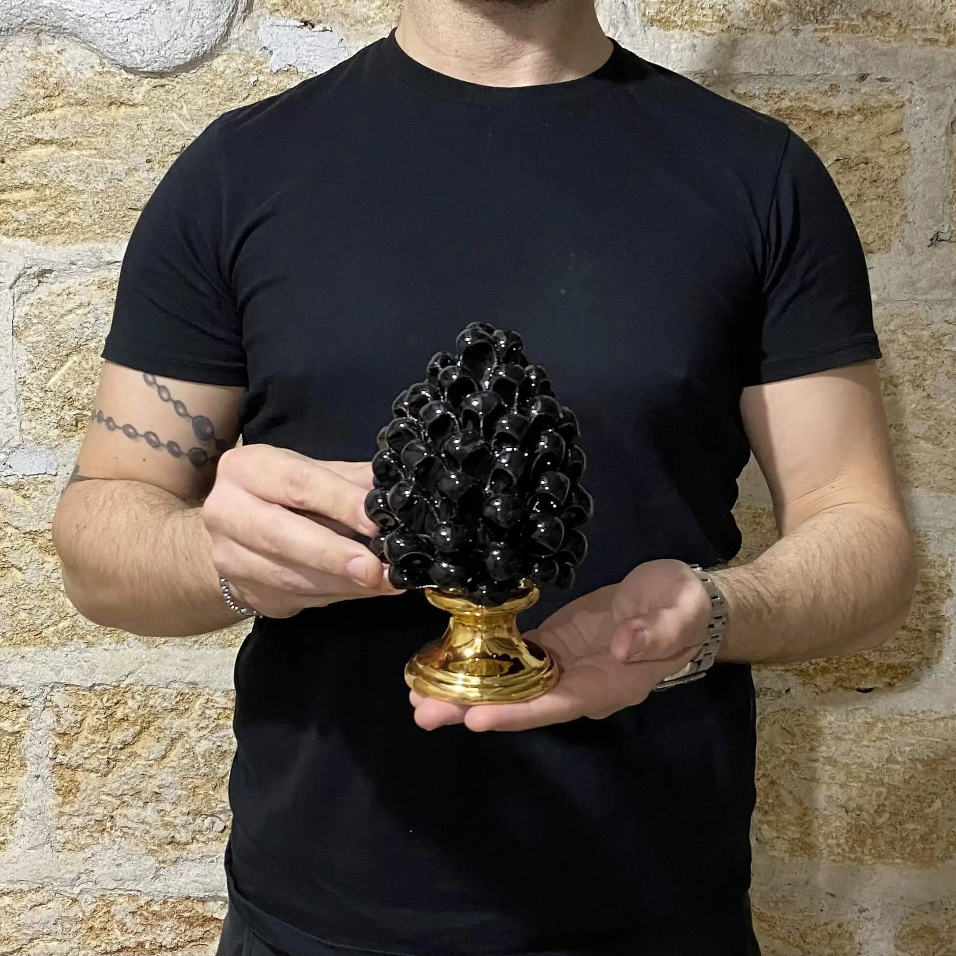 Pigna Aurum Ceramica Caltagirone cm H.15 Artigianale Nero DD CERAMICHE SICILIANE