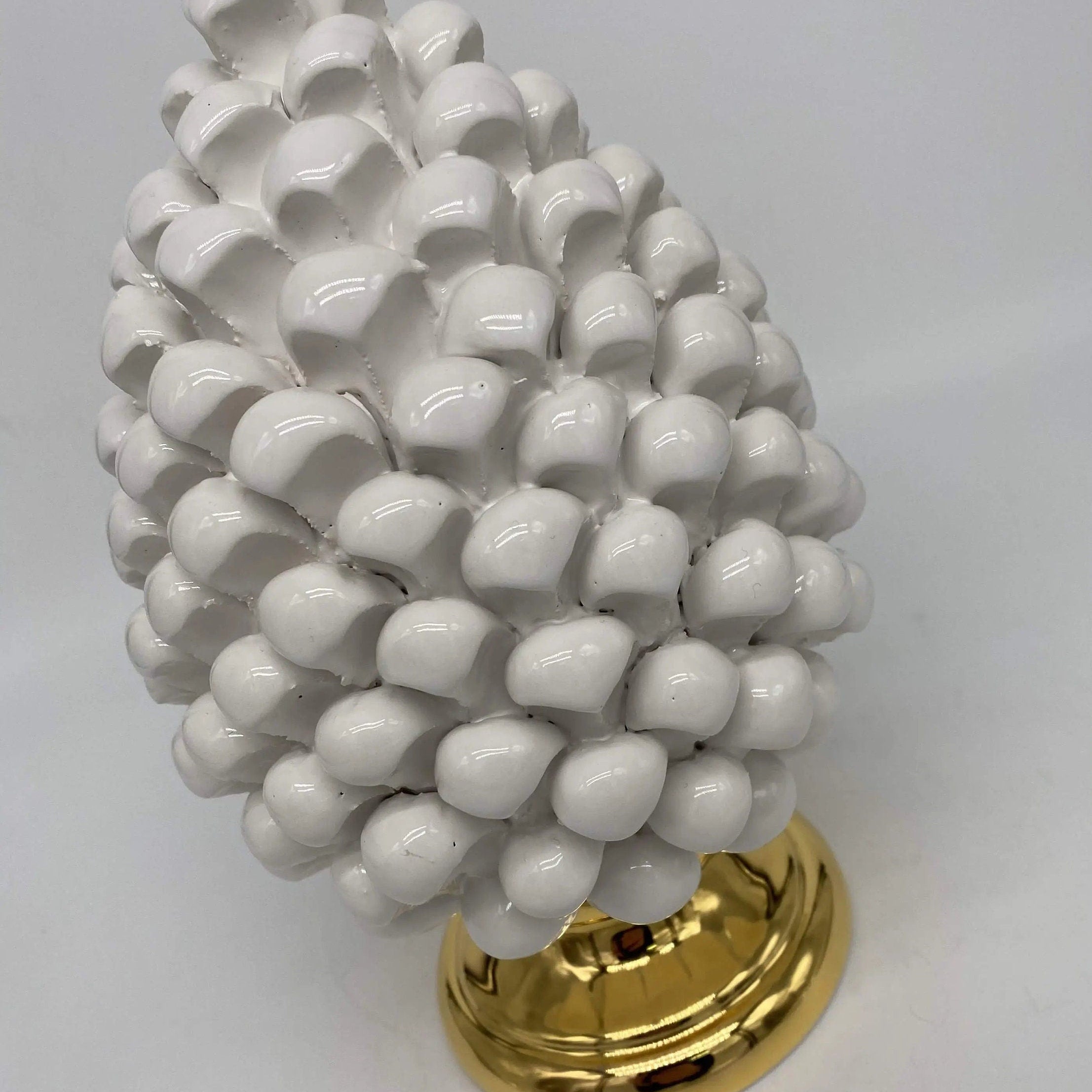 Pigna Aurum Ceramica Caltagirone cm H.20 Artigianale Bianco DD CERAMICHE SICILIANE