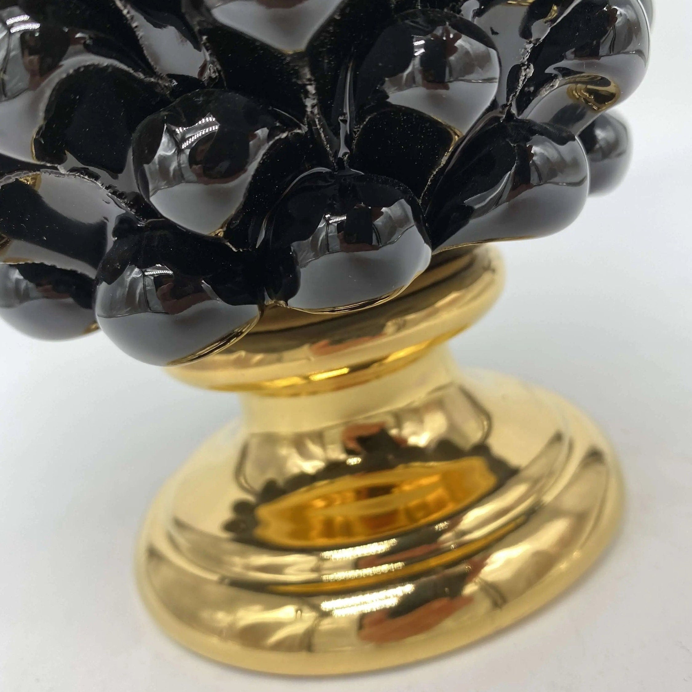 Pigna Aurum Ceramica Caltagirone cm H.20 Artigianale Nero DD CERAMICHE SICILIANE