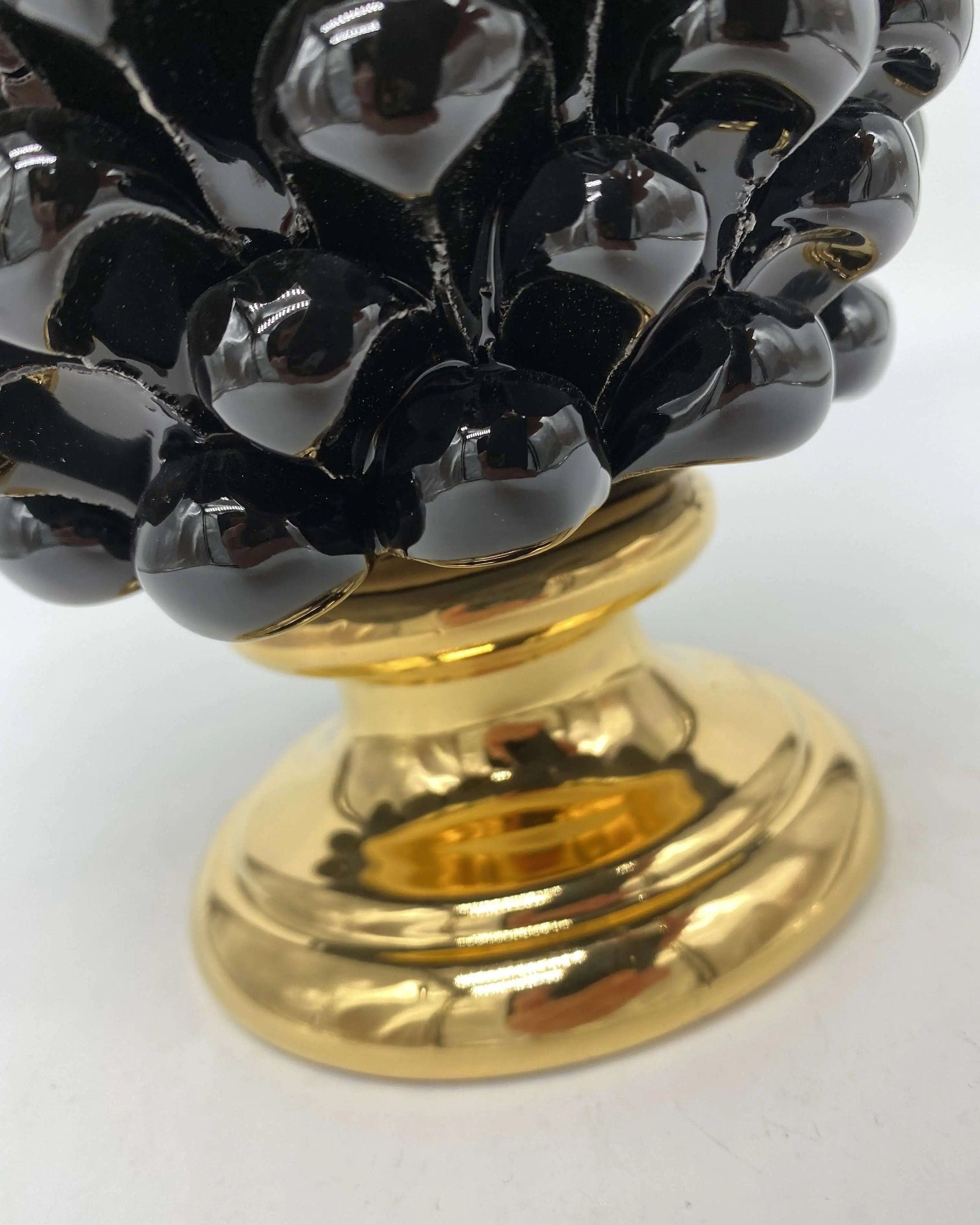 Pigna Aurum Ceramica Caltagirone cm H.20 Artigianale Nero DD CERAMICHE SICILIANE
