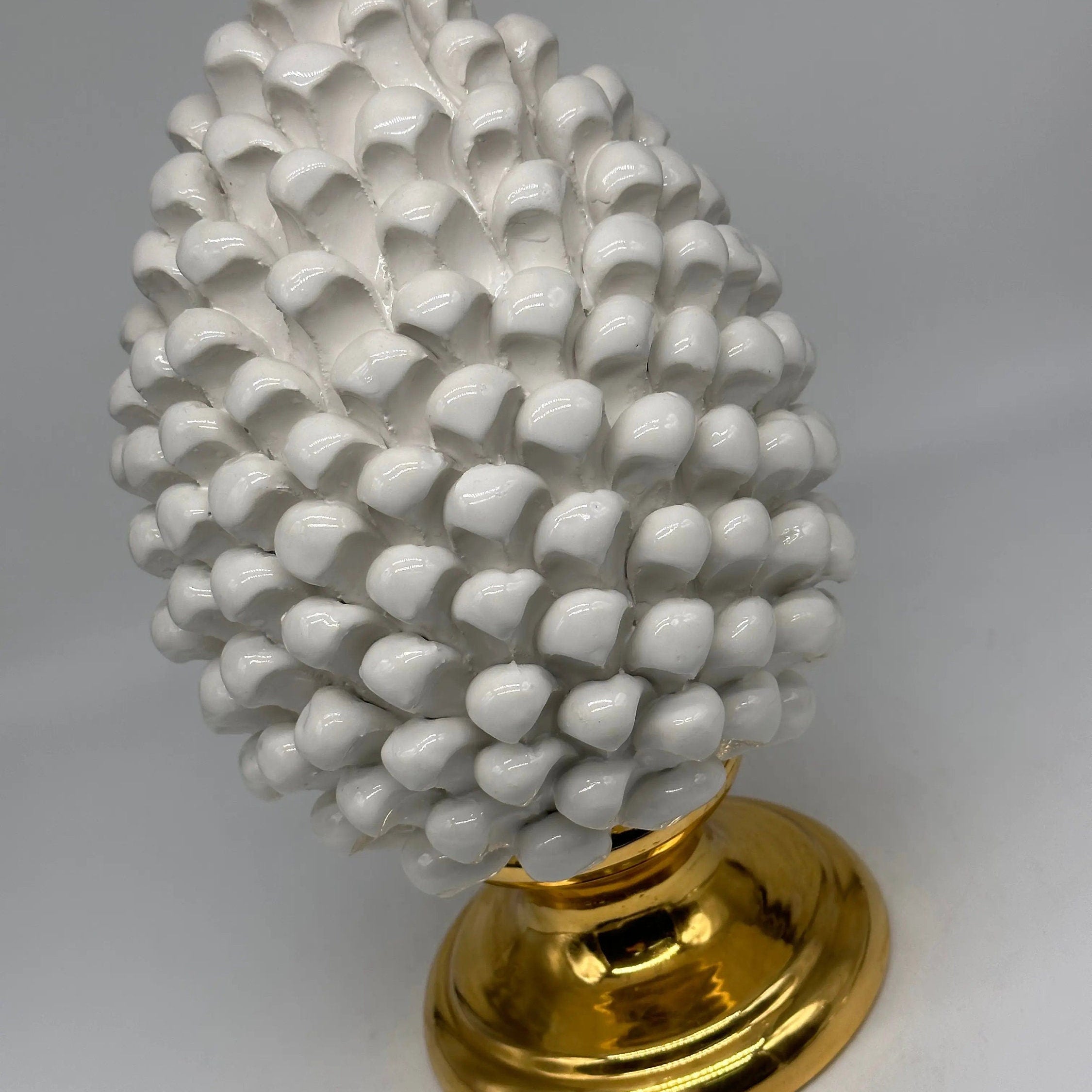 Pigna Aurum Ceramica Caltagirone cm H.30 Artigianale Bianco DD CERAMICHE SICILIANE
