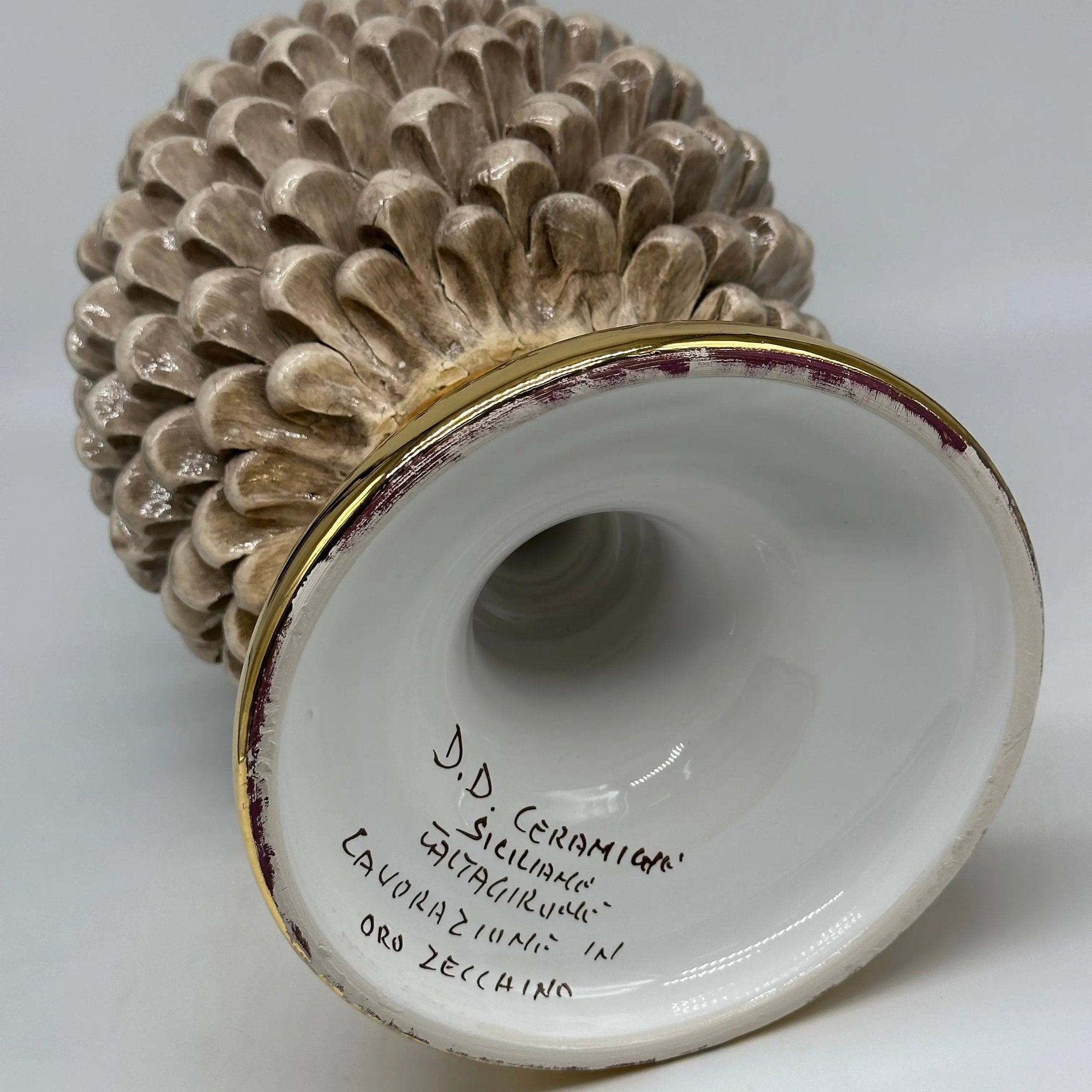Pigna Aurum Ceramica Caltagirone cm H.35 Artigianale Beige Ecru DD CERAMICHE SICILIANE