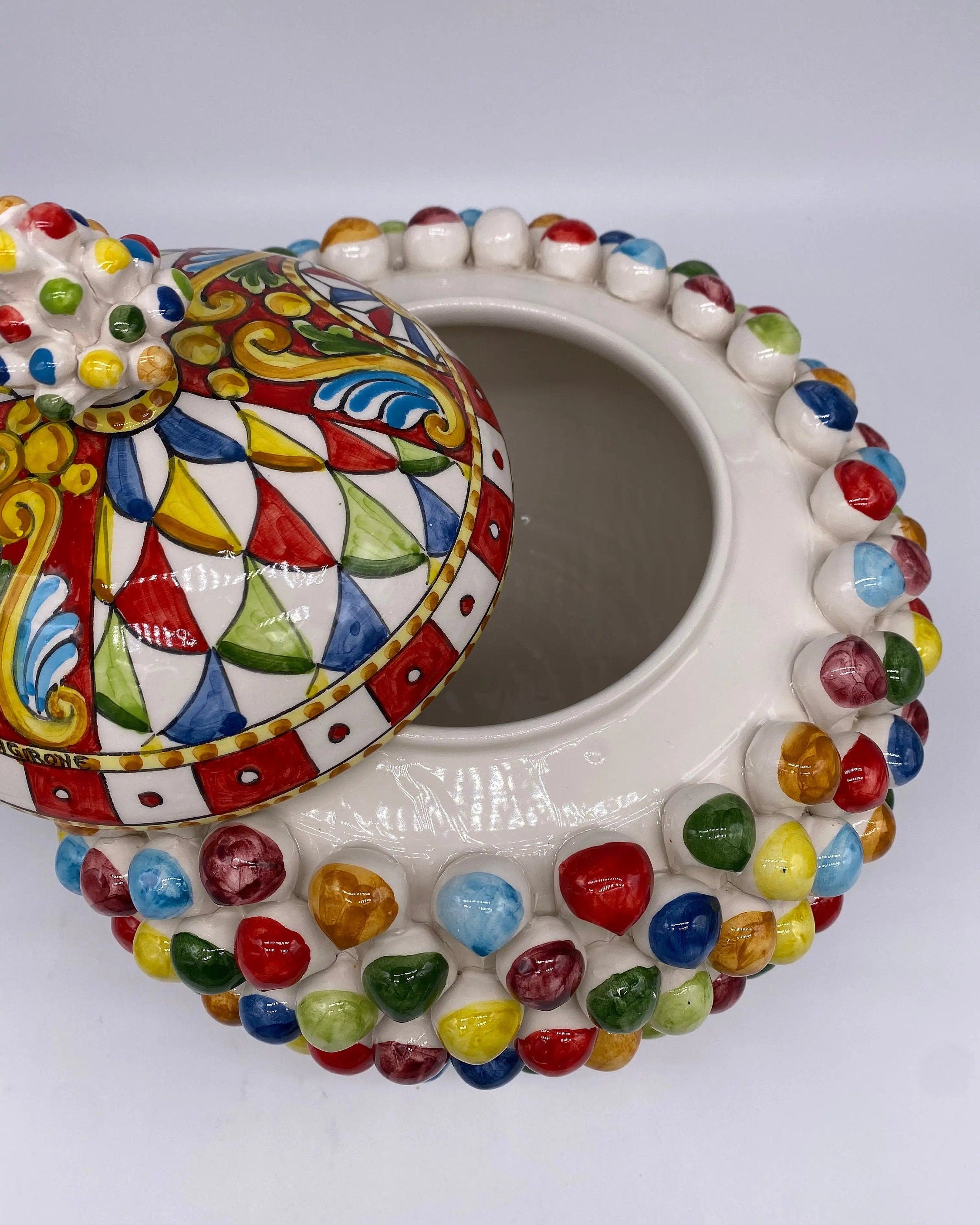 Pigna Biscottiera “Carretto” Ceramica Caltagirone cm H.23 L.25 D.14 Artigianale Multicolor DD CERAMICHE SICILIANE