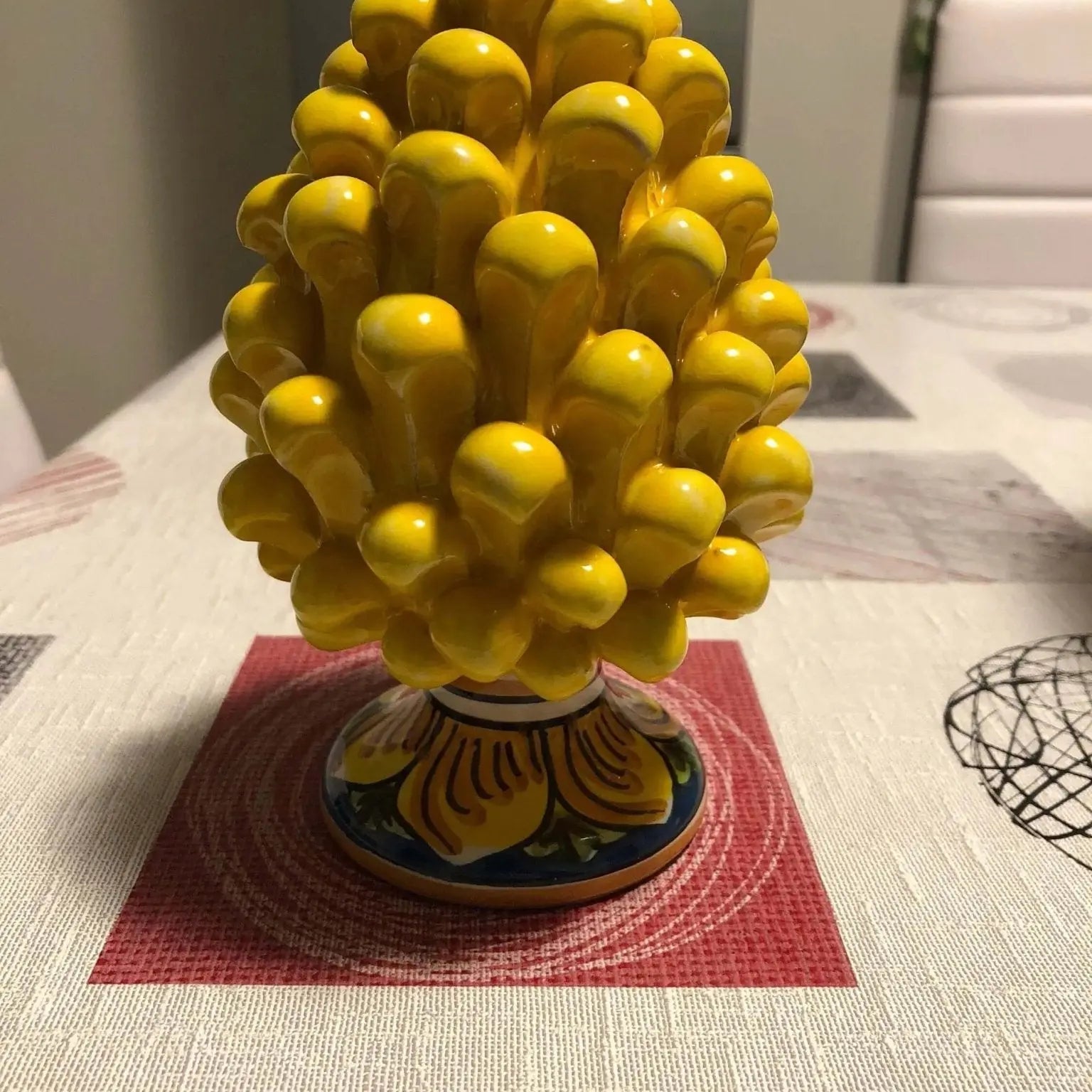 Pigna Ceramica Caltagirone cm H.15 Artigianale con Base Decorata VARI COLORI - DD CERAMICHE SICILIANE