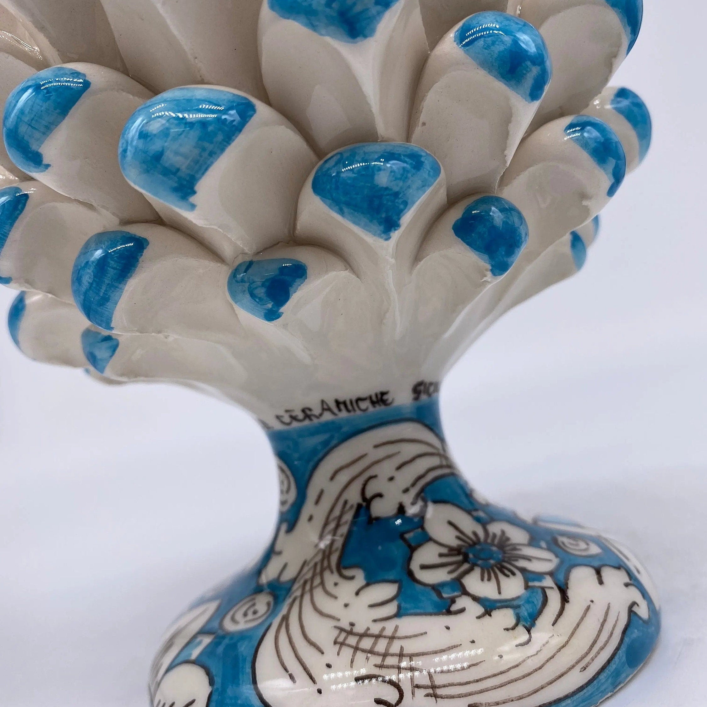 Pigna Ceramica Caltagirone cm H.20 Artigianale Base Decorata Punte Celeste DD CERAMICHE SICILIANE