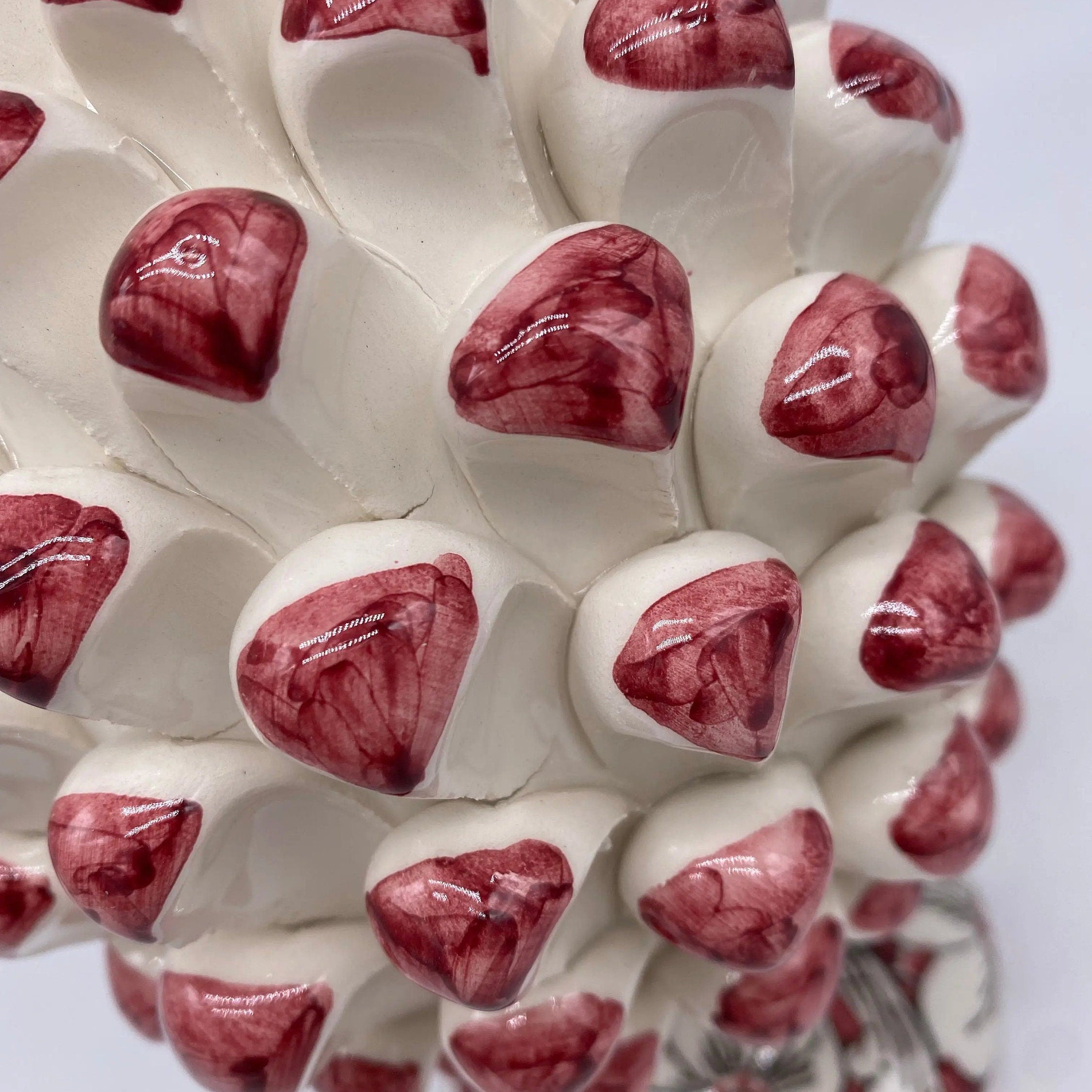 Pigna Ceramica Caltagirone cm H.20 Artigianale Base Decorata Punte Bordeaux DD CERAMICHE SICILIANE