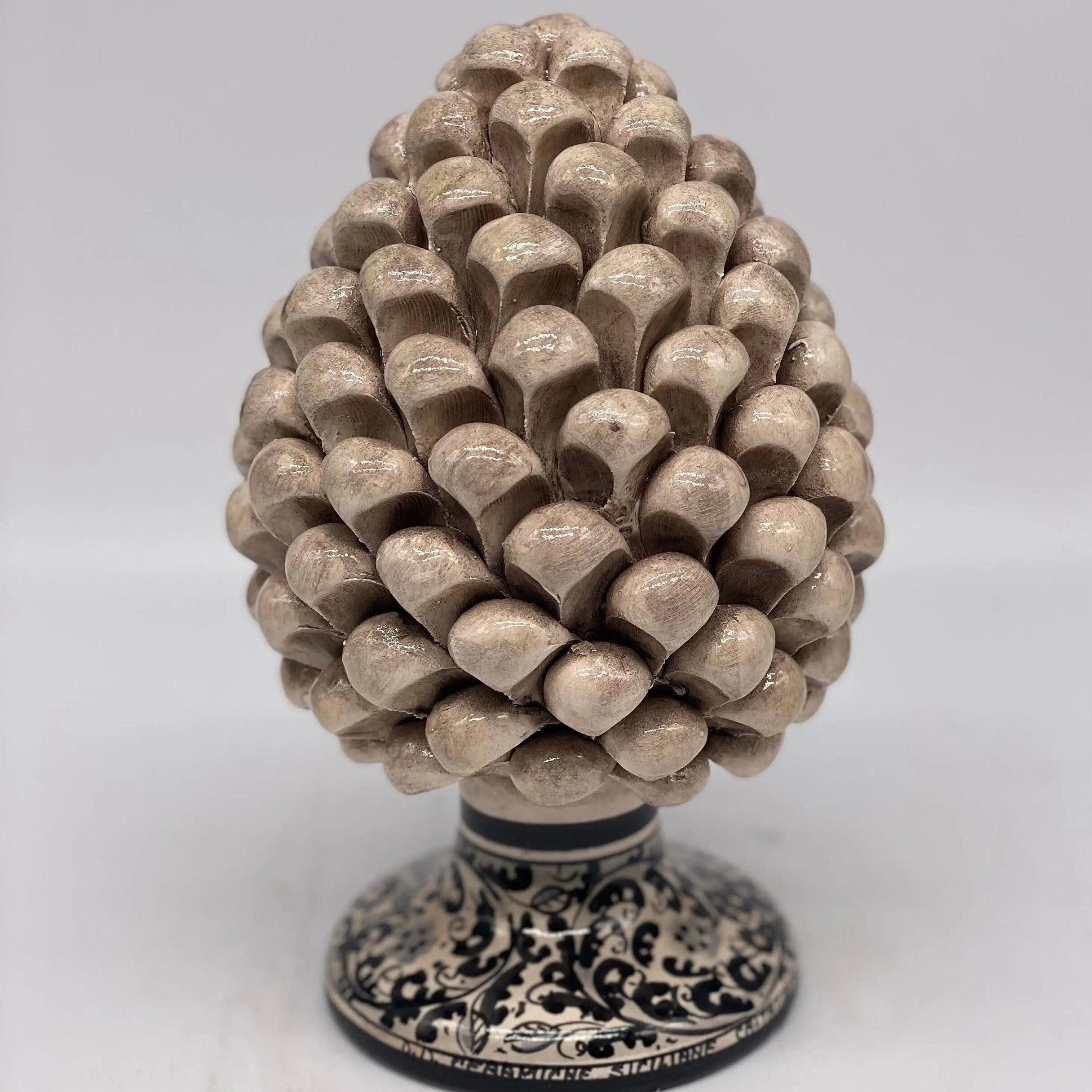 Pigna Ceramica Caltagirone cm H.20 Artigianale Beige Base Decorata DD CERAMICHE SICILIANE