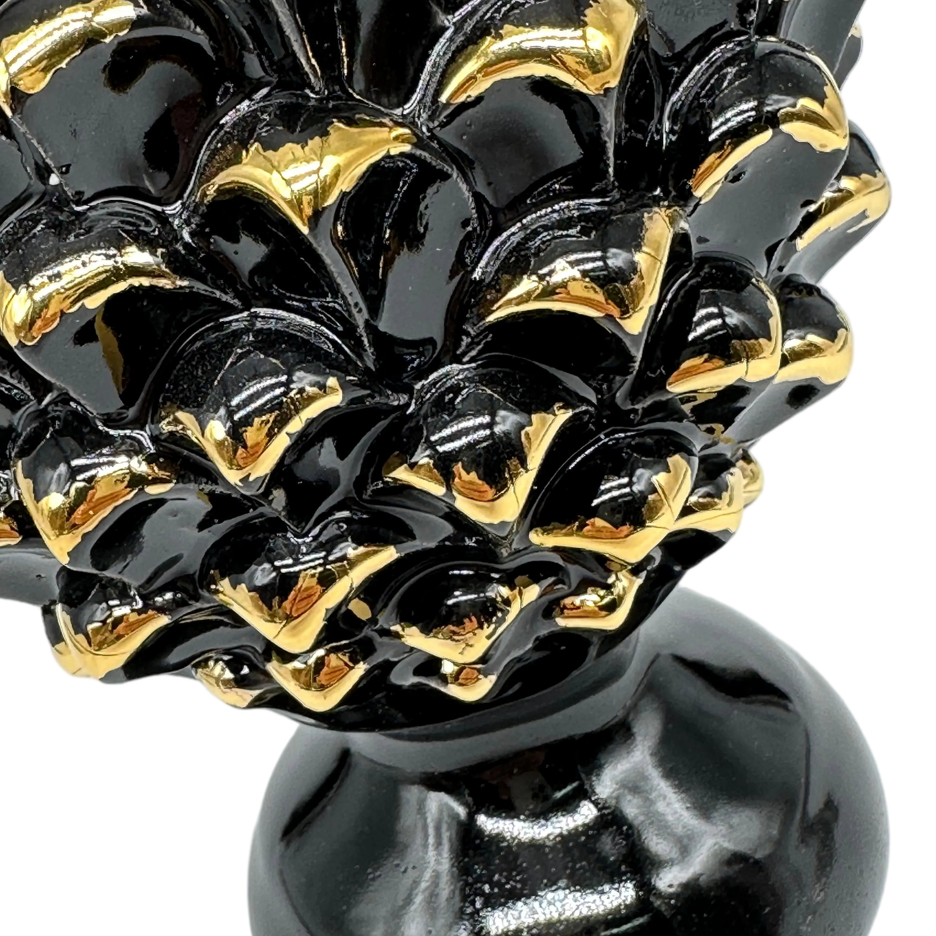 Pigna Ceramica Caltagirone cm H.20 Artigianale Nero Oro Linea Luis DD CERAMICHE SICILIANE
