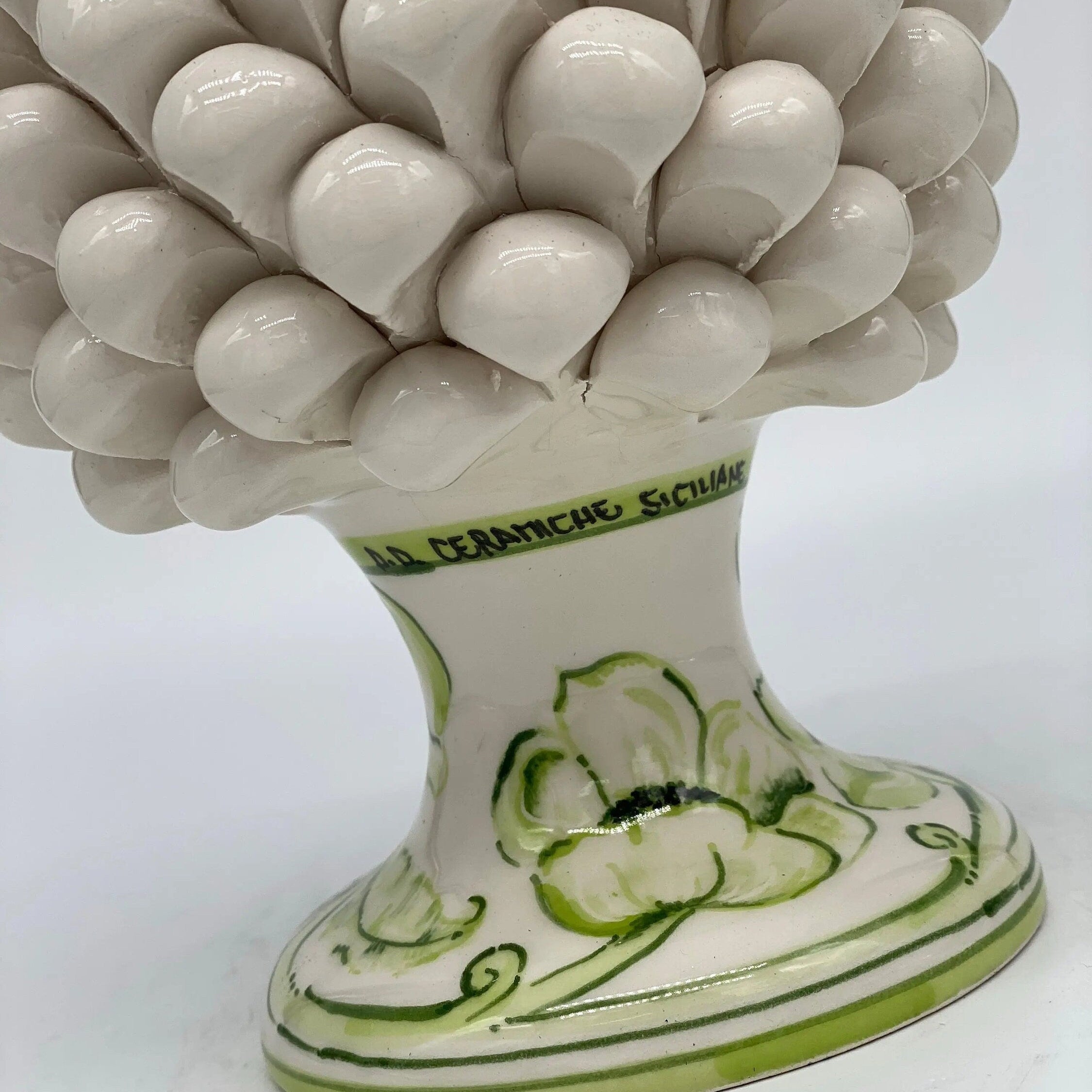 Pigna Ceramica Caltagirone cm H.20 Artigianale VENUS Bianco Verde DD CERAMICHE SICILIANE