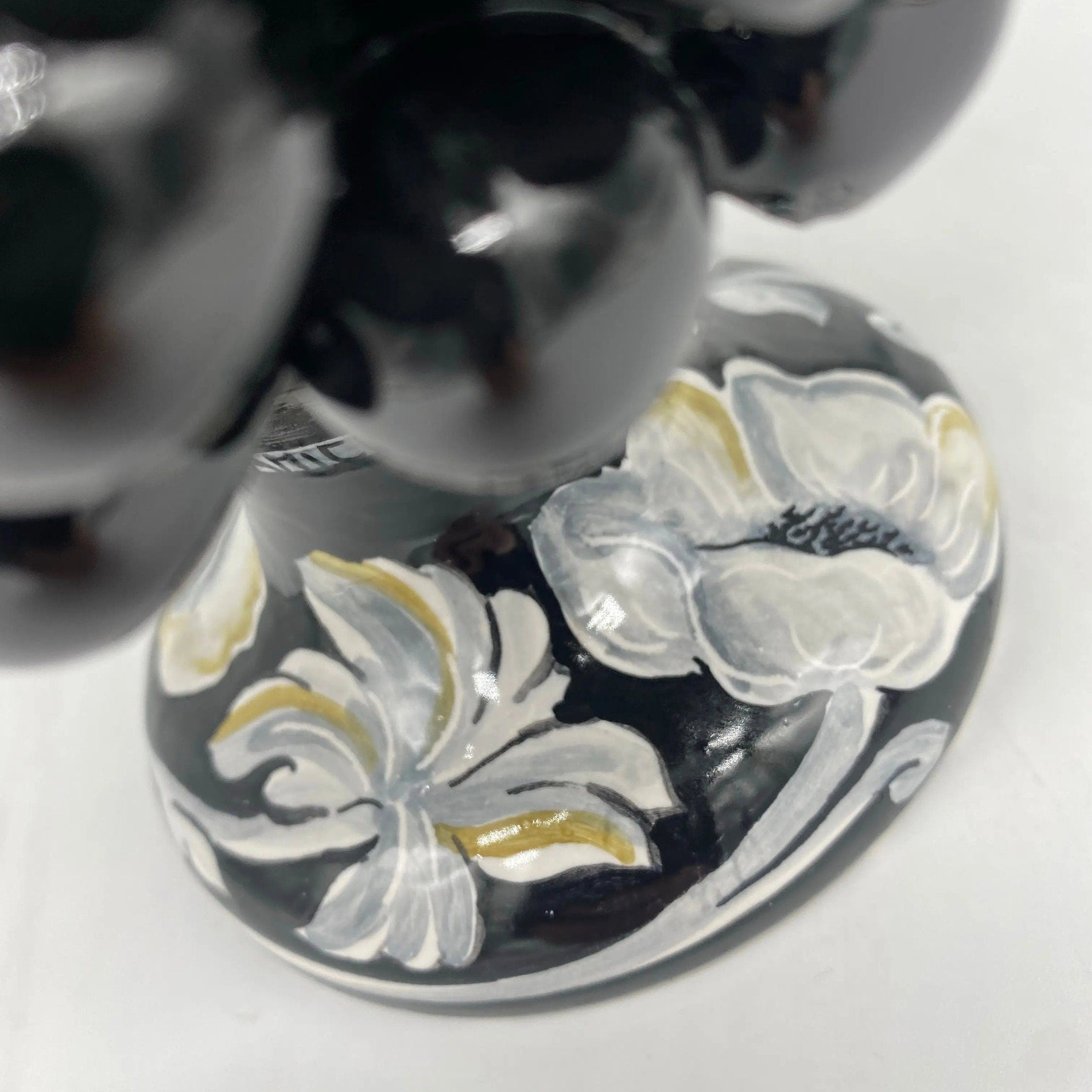 Pigna Ceramica Caltagirone cm H.20 Artigianale VENUS Nero Bianco DD CERAMICHE SICILIANE