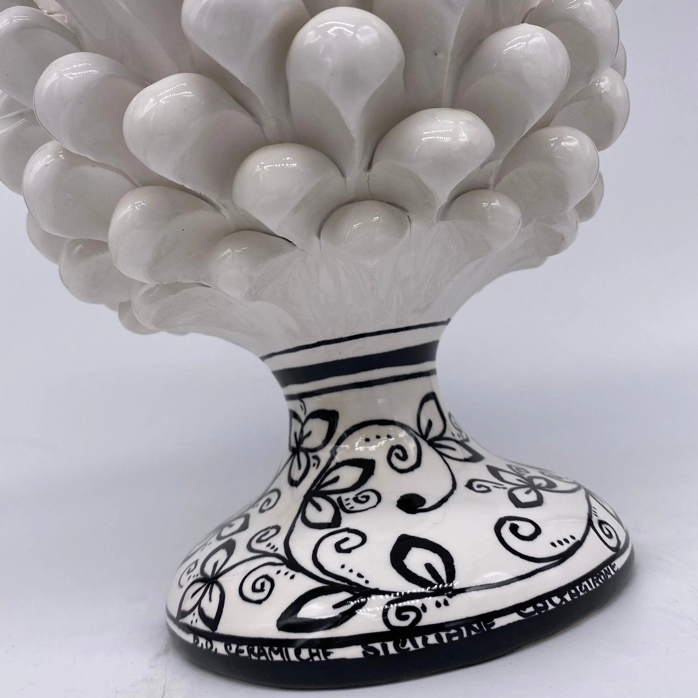 Pigna Ceramica Caltagirone cm H.25 Artigianale Bianco Base Decorata DD CERAMICHE SICILIANE