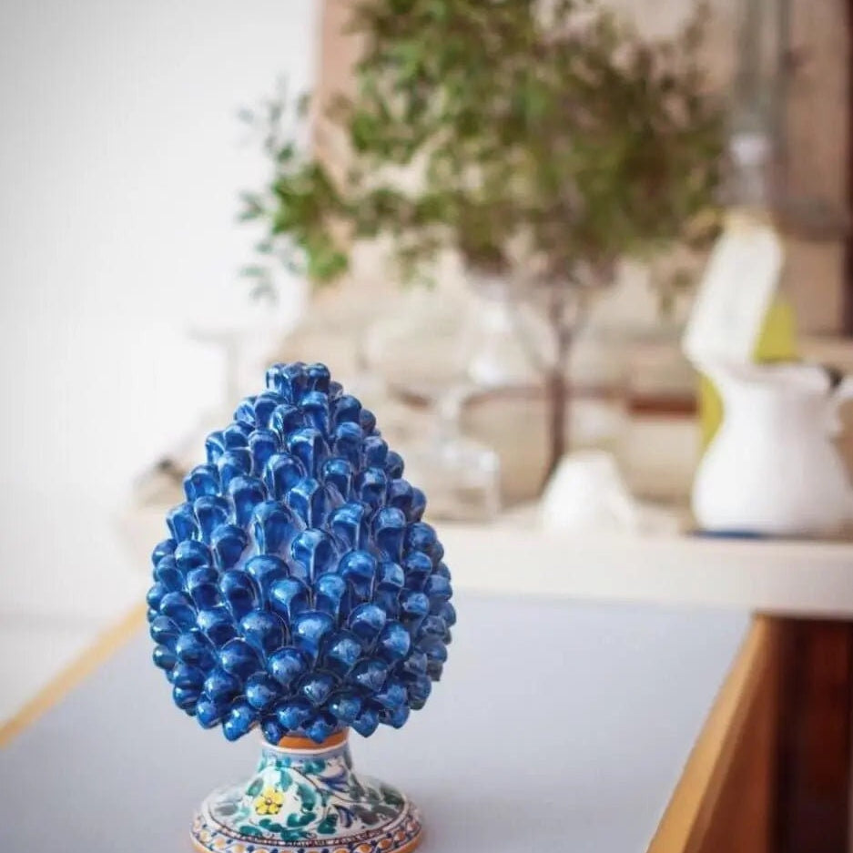 Pigna Ceramica Caltagirone cm H.25 Artigianale Blu Antico Base Decorata Fiori DD CERAMICHE SICILIANE